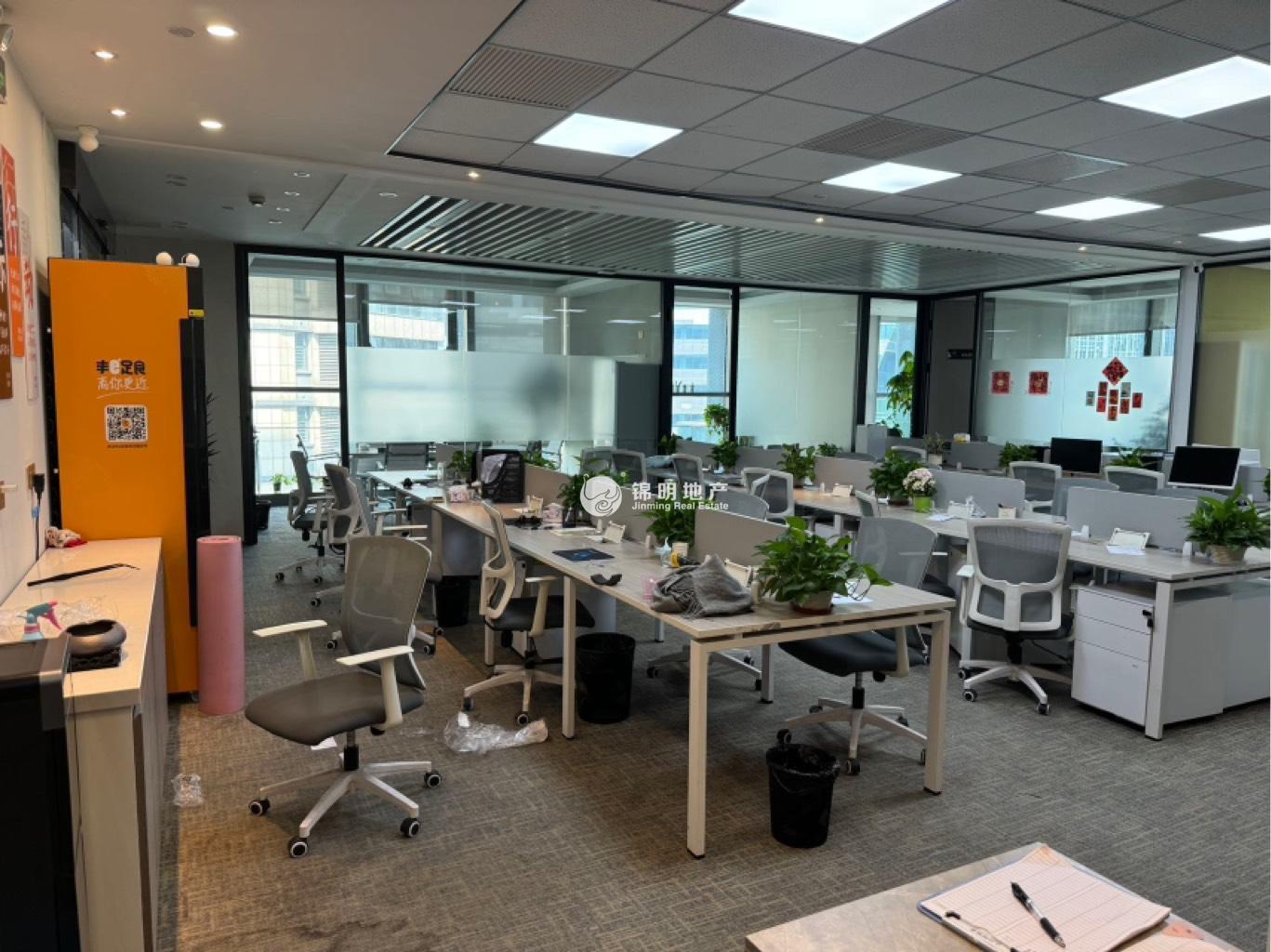 五角场中航天盛164平米写字楼出租