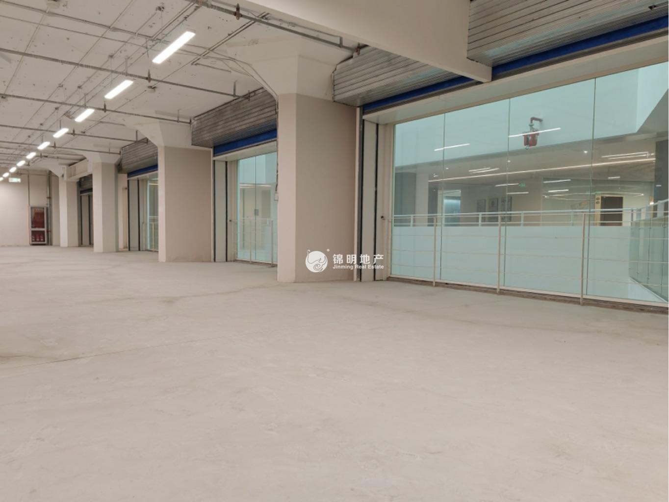 北外滩百空间永兴仓库697平米写字楼出租