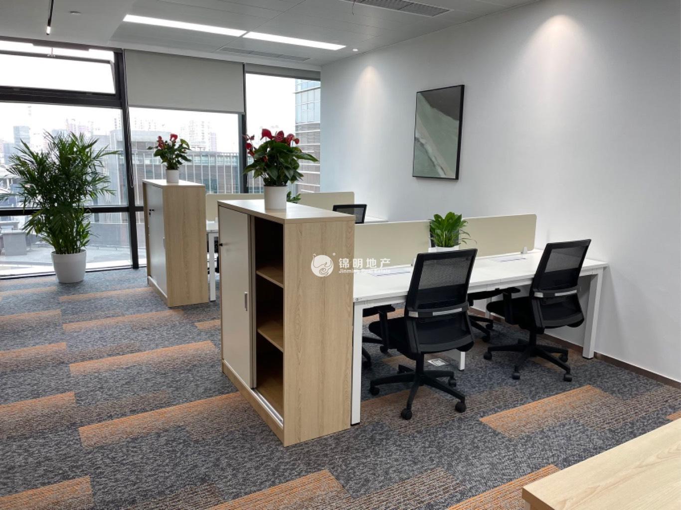 周家嘴路环创中心121平米写字楼出租