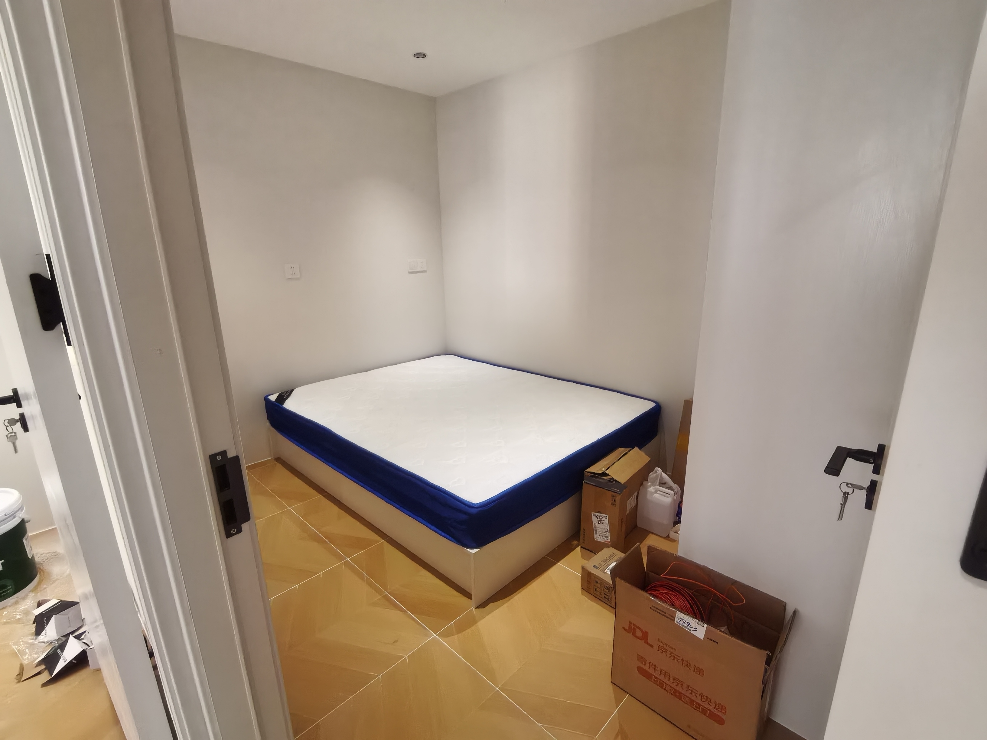 老西门万事利大厦76平米写字楼出租