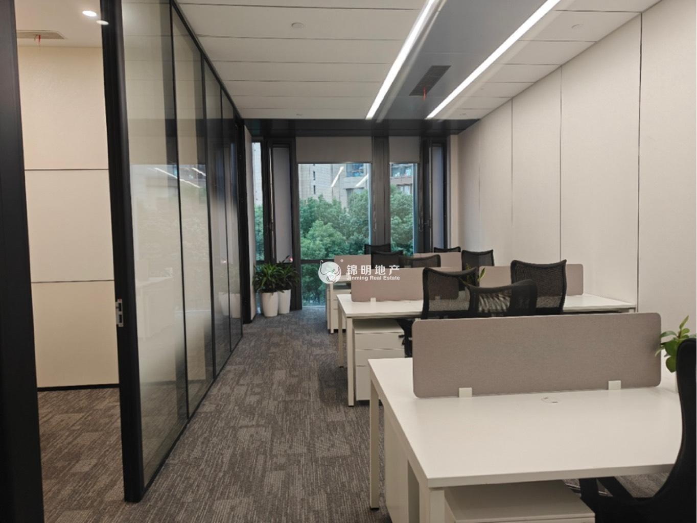 东外滩保利绿地广场.杨浦149平米写字楼出租