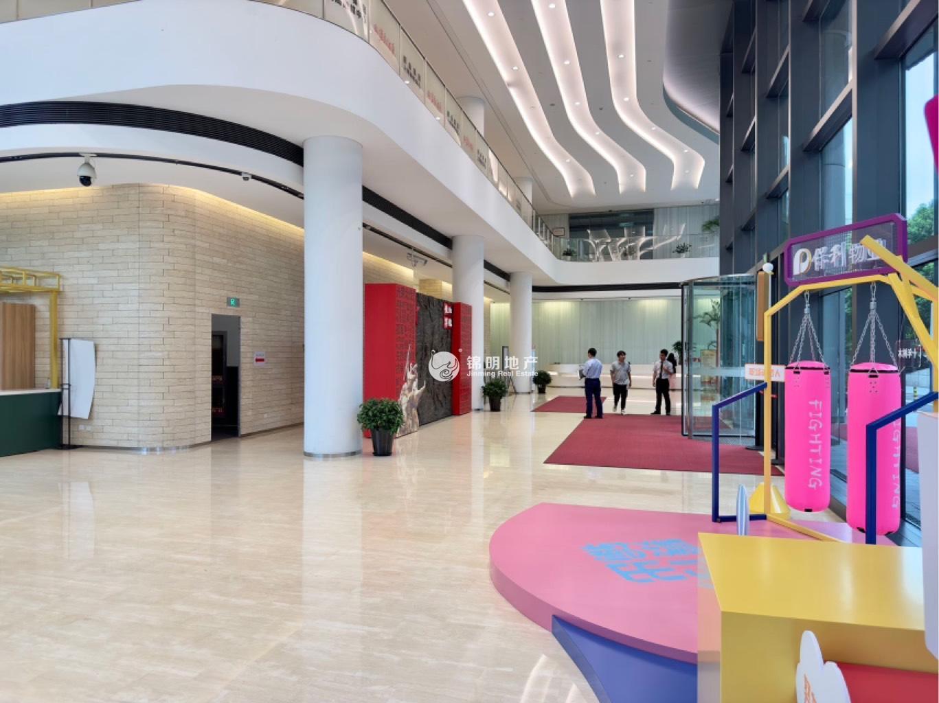 东外滩保利绿地广场.杨浦250平米写字楼出租