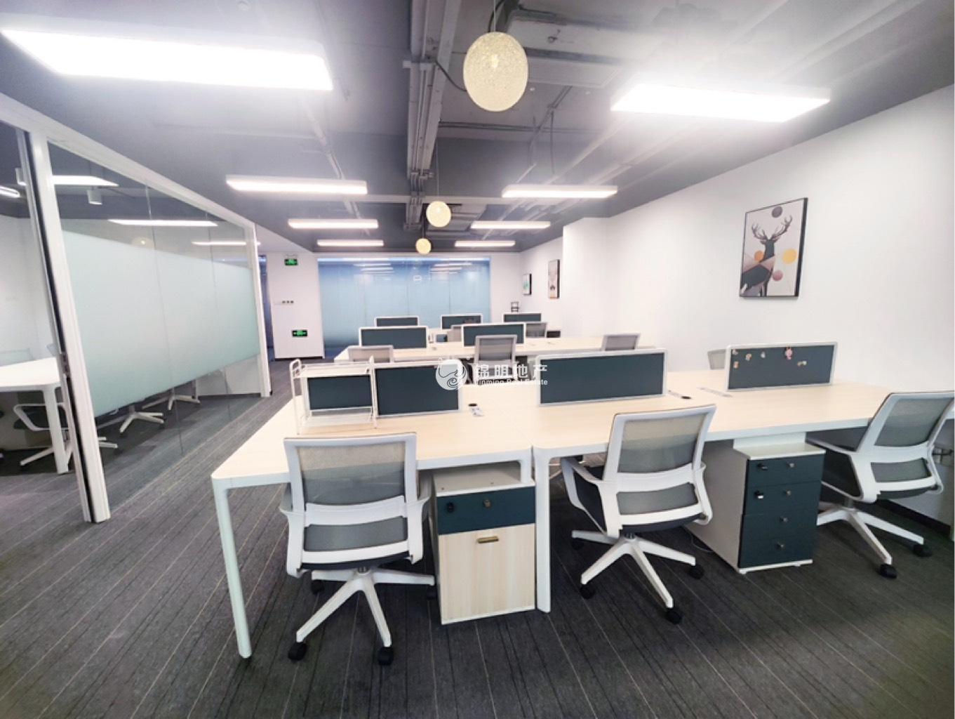 南京西路仲益大厦184平米写字楼出租