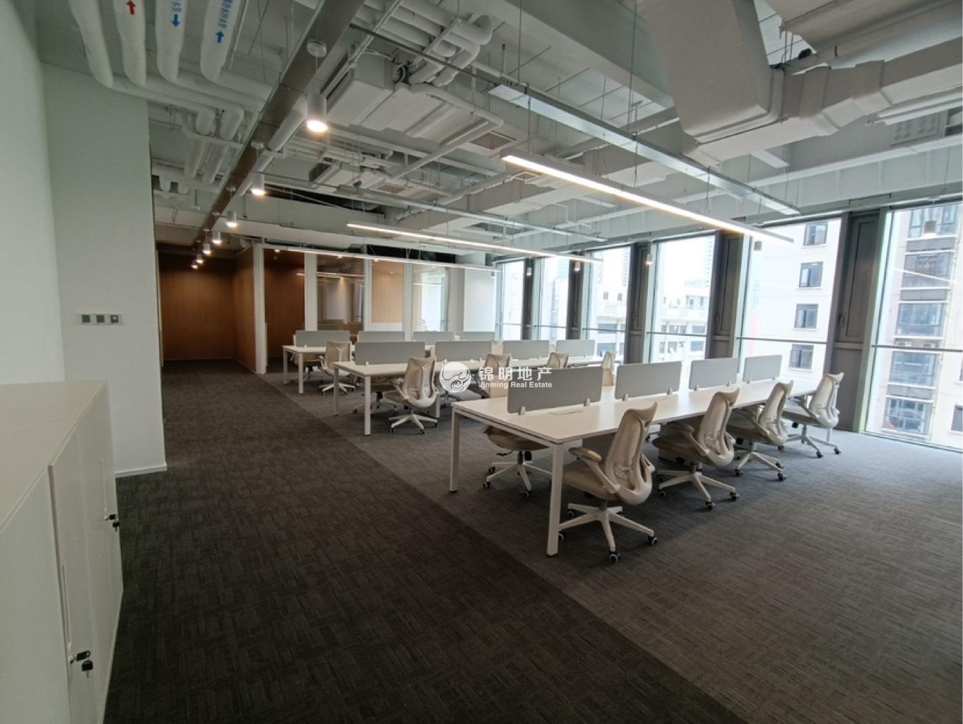 鄂尔多斯静安中心390平米写字楼出租