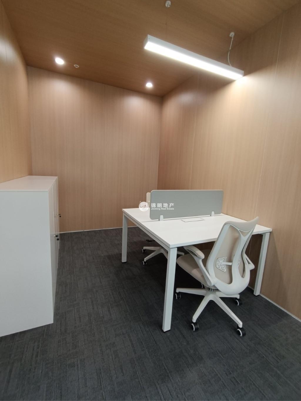 鄂尔多斯静安中心301平米写字楼出租