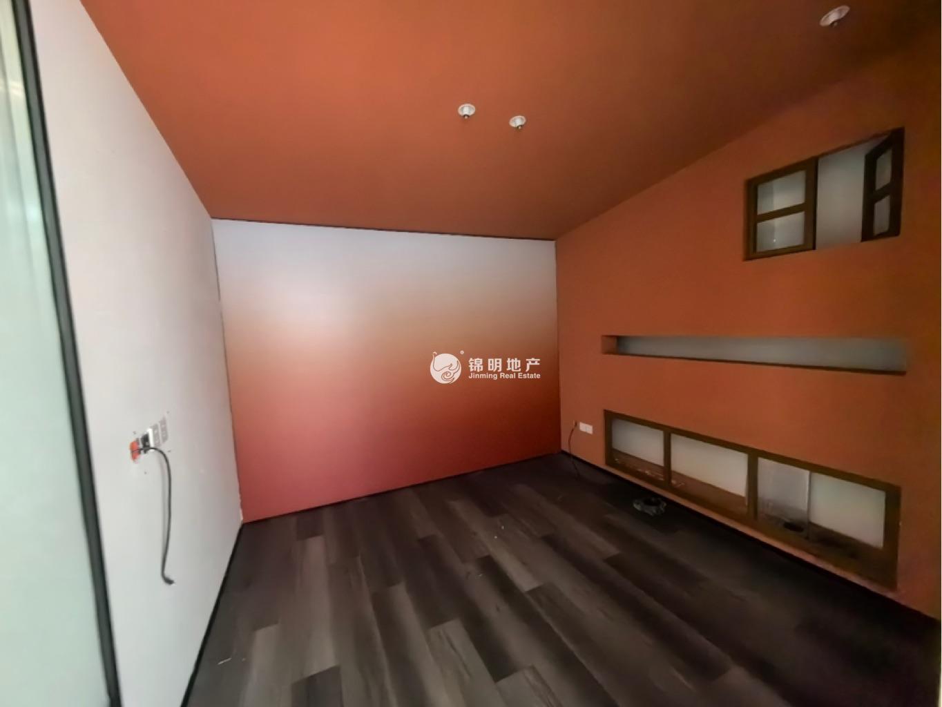 控江路城市概念创意园187平米写字楼出租