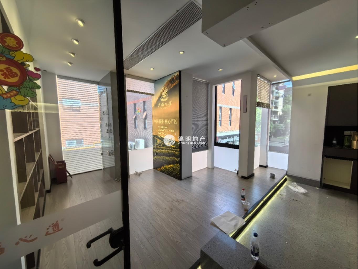 控江路城市概念创意园187平米写字楼出租