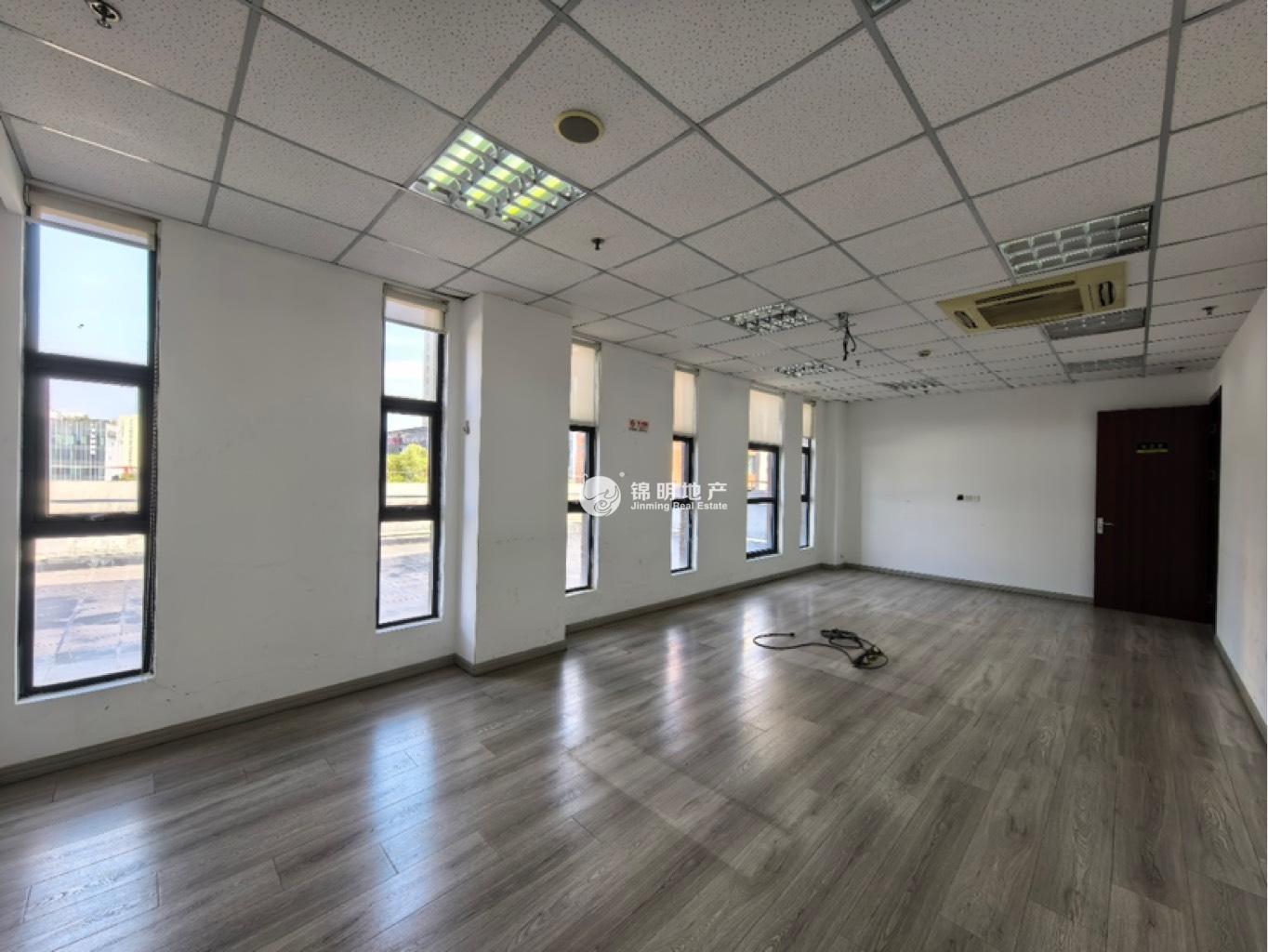 控江路城市概念创意园125平米写字楼出租