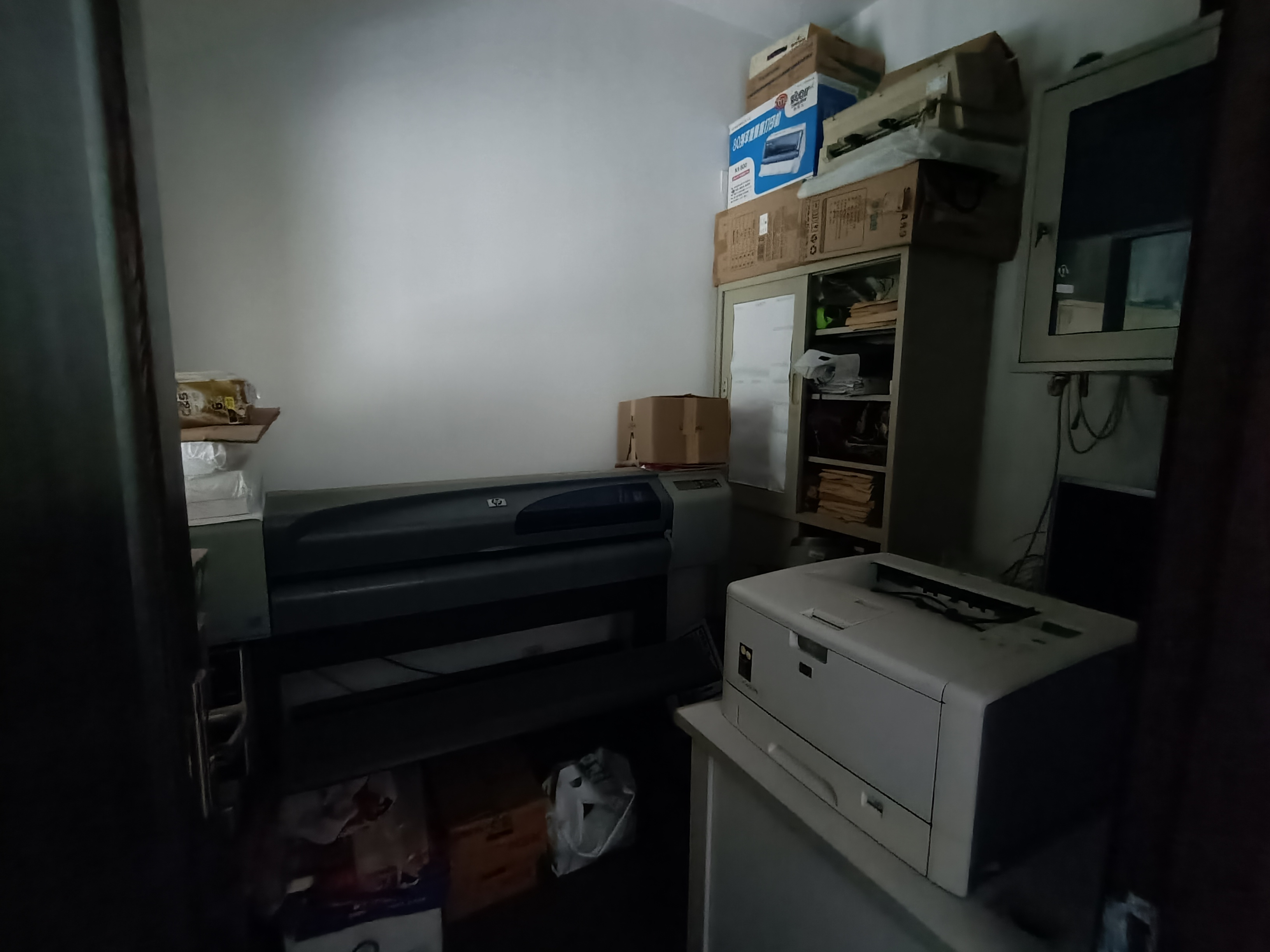 东外滩龙泽大厦125平米写字楼出售