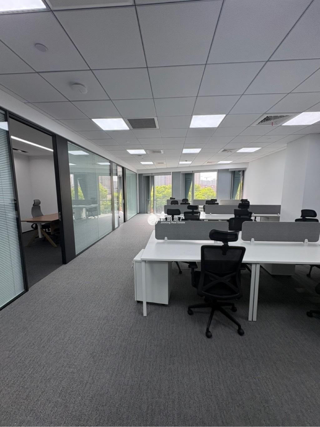 四川北路金融街.海伦中心191平米写字楼出租