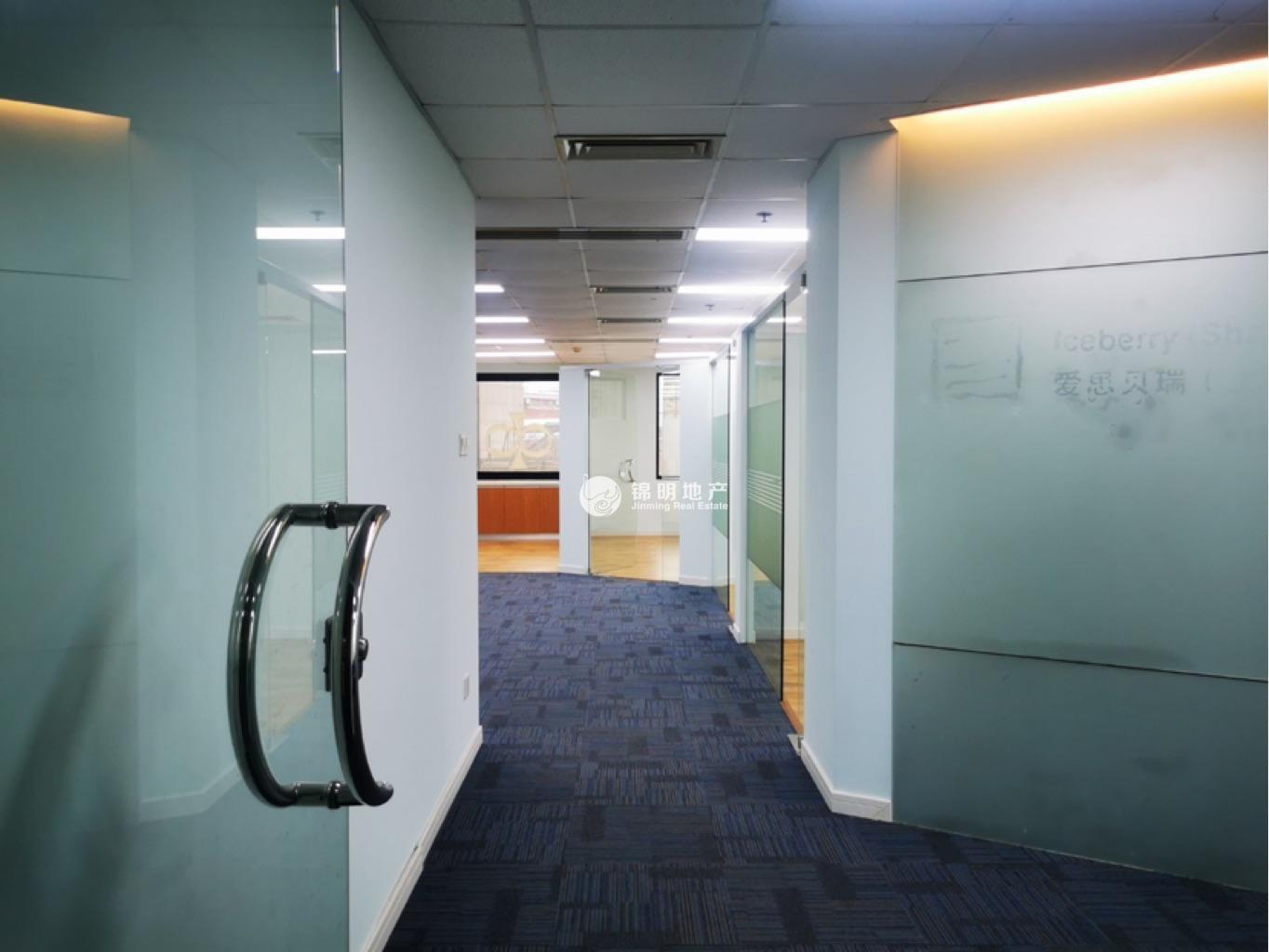 北外滩上海滩国际大厦183平米写字楼出租