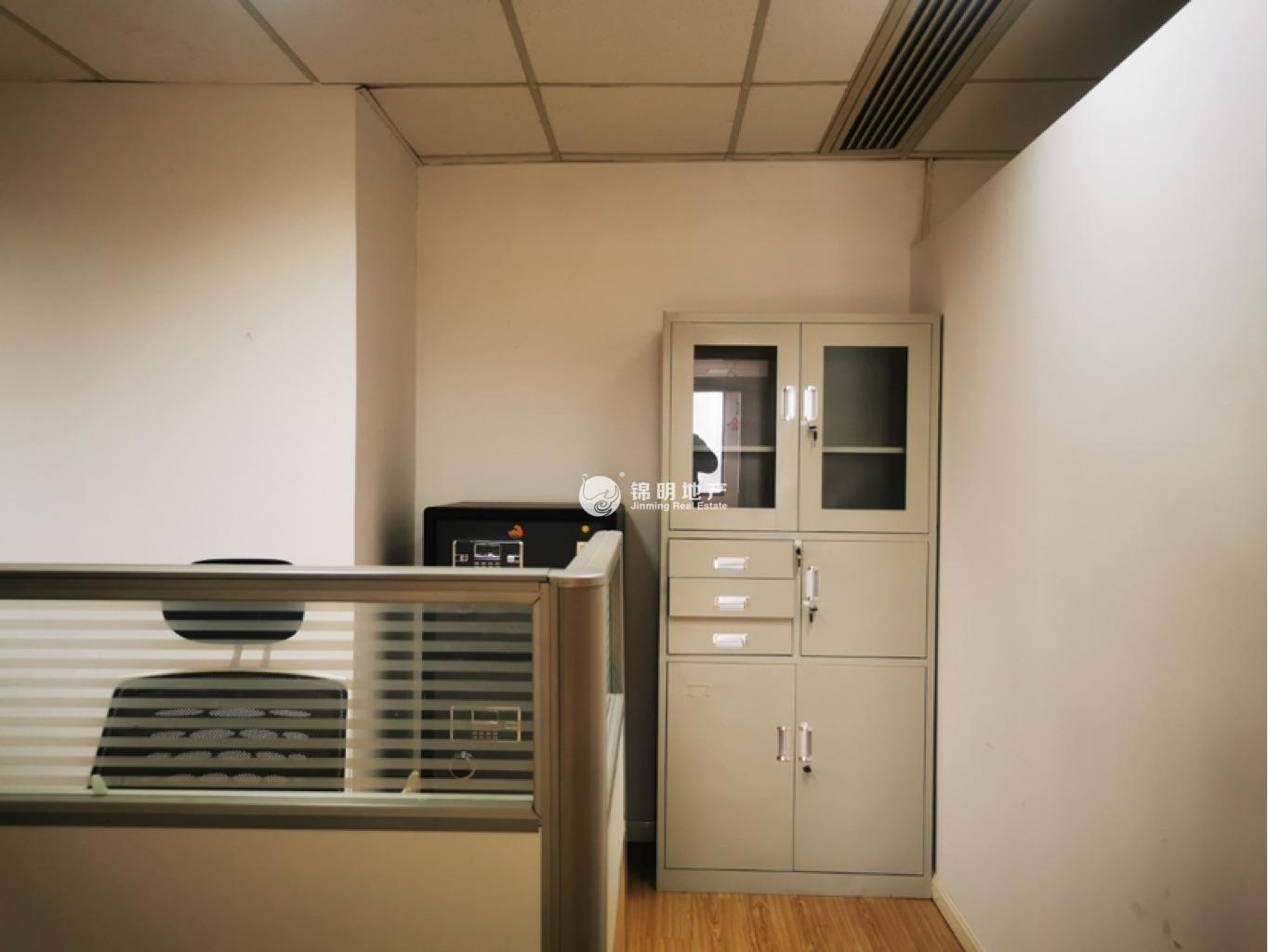 北外滩上海滩国际大厦150平米写字楼出租