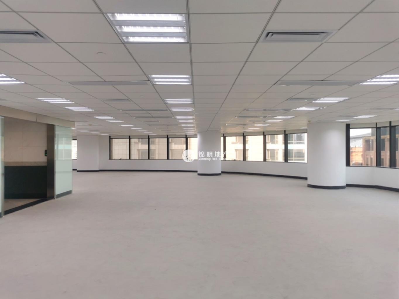 北外滩上海滩国际大厦1558平米写字楼出租