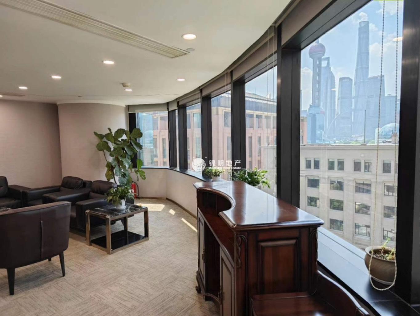 北外滩上海滩国际大厦262平米写字楼出租