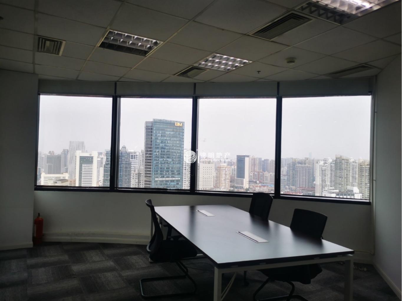 北外滩上海滩国际大厦177平米写字楼出租