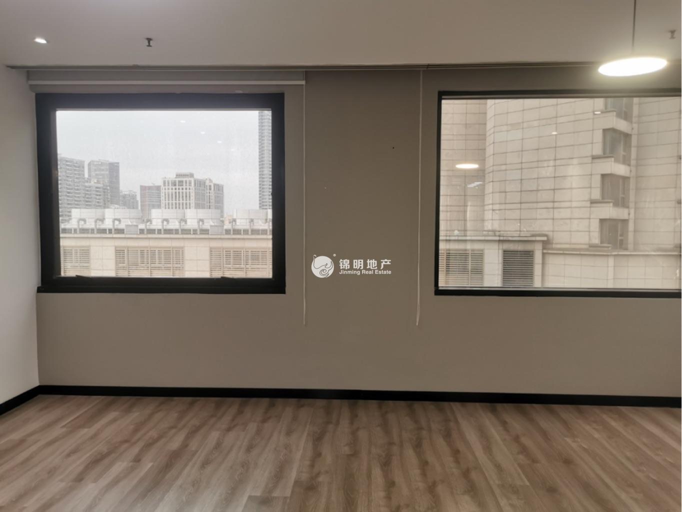 北外滩上海滩国际大厦177平米写字楼出租