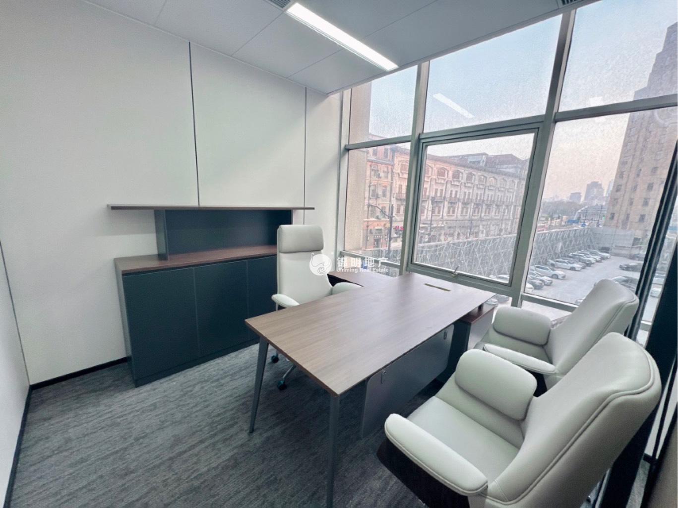 北外滩上海滩国际大厦123平米写字楼出租