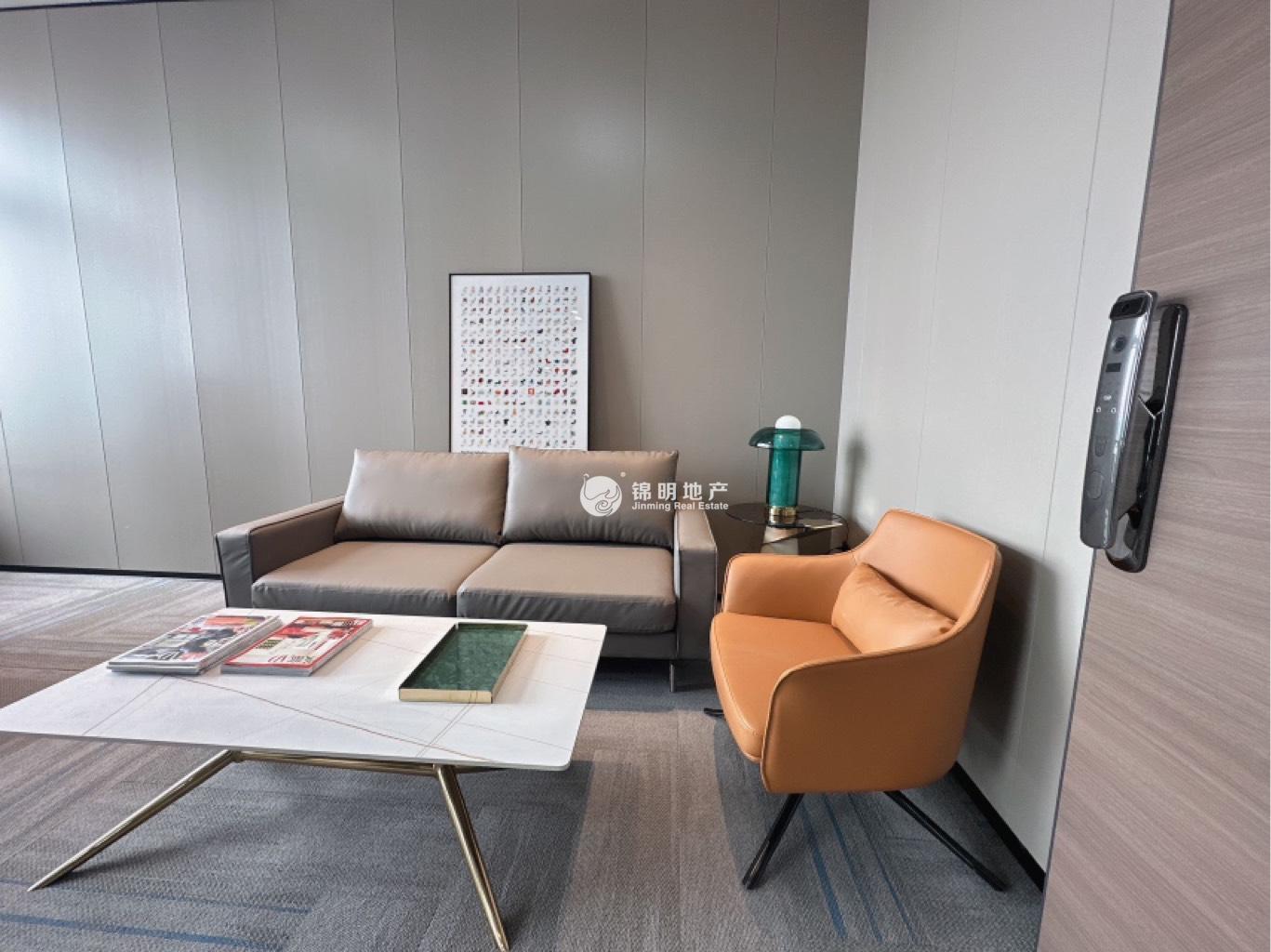 北外滩上海滩国际大厦129平米写字楼出租