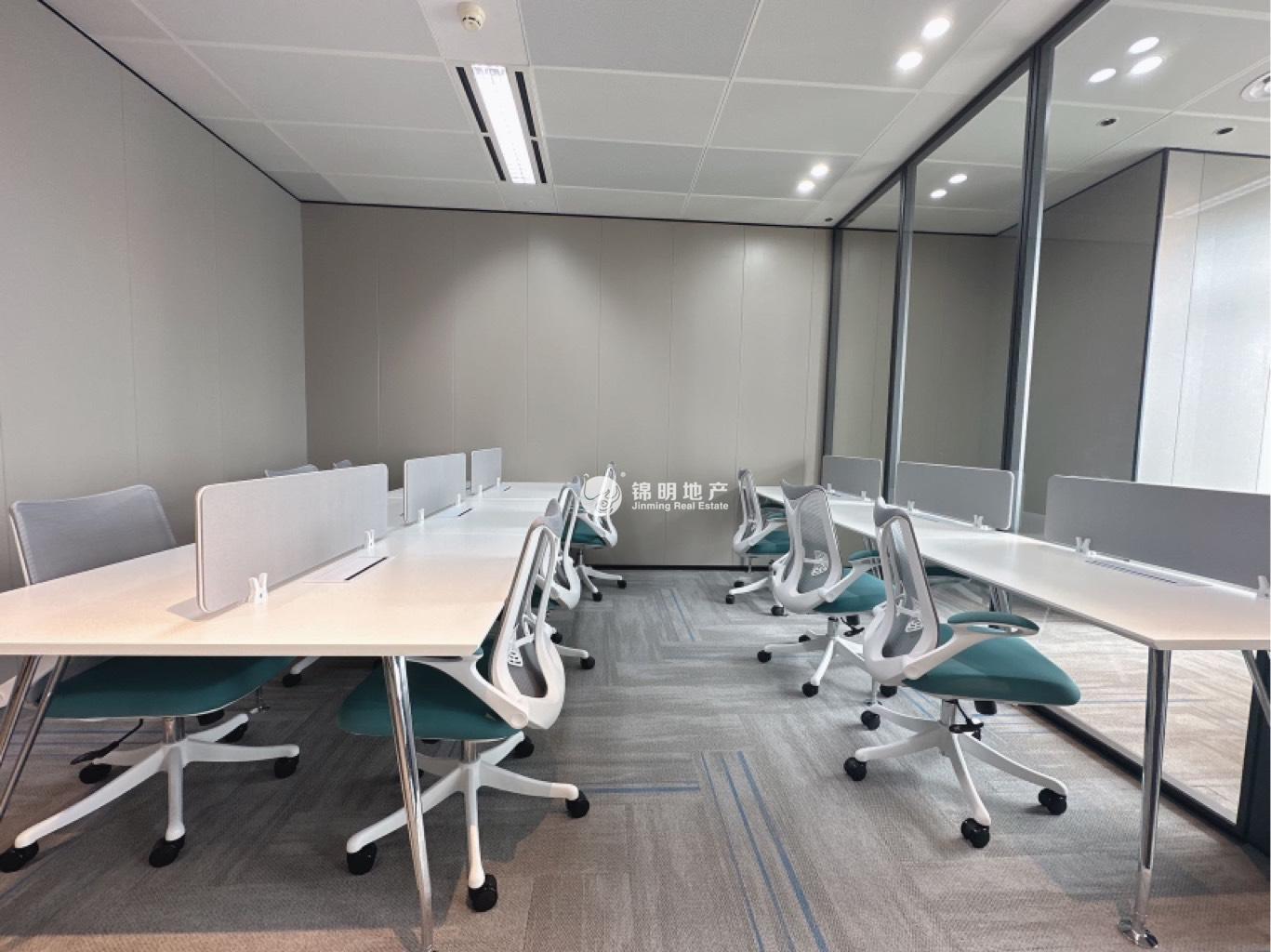 北外滩上海滩国际大厦131平米写字楼出租