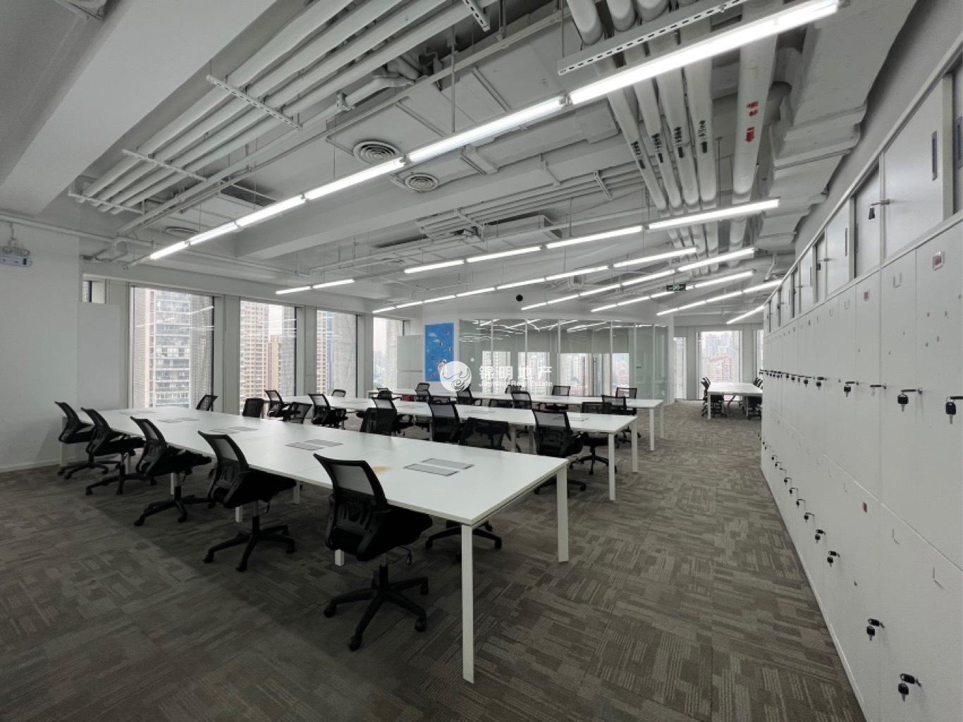 四川北路吉汇大厦311平米写字楼出租