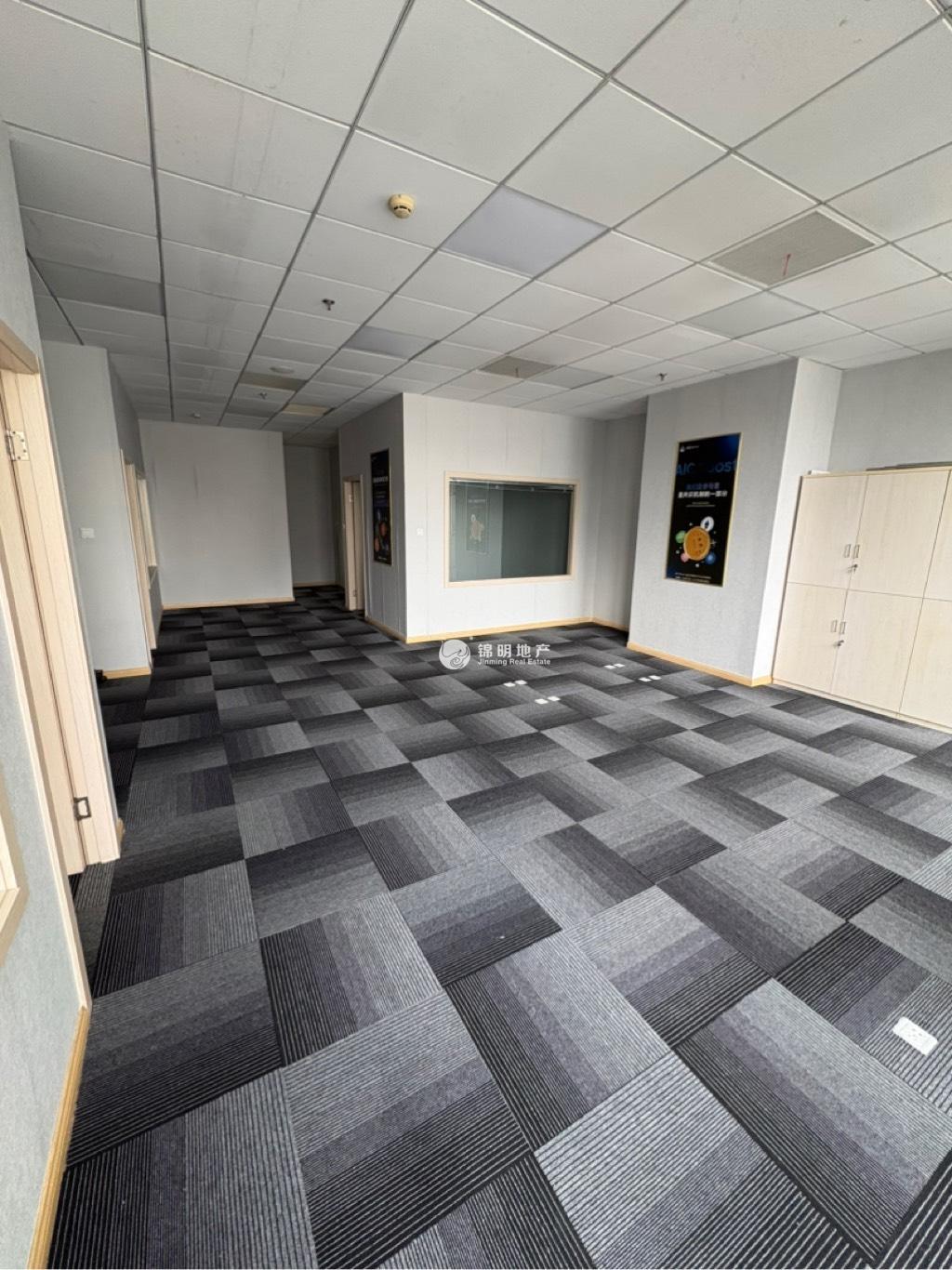 四川北路森林湾大厦214平米写字楼出租