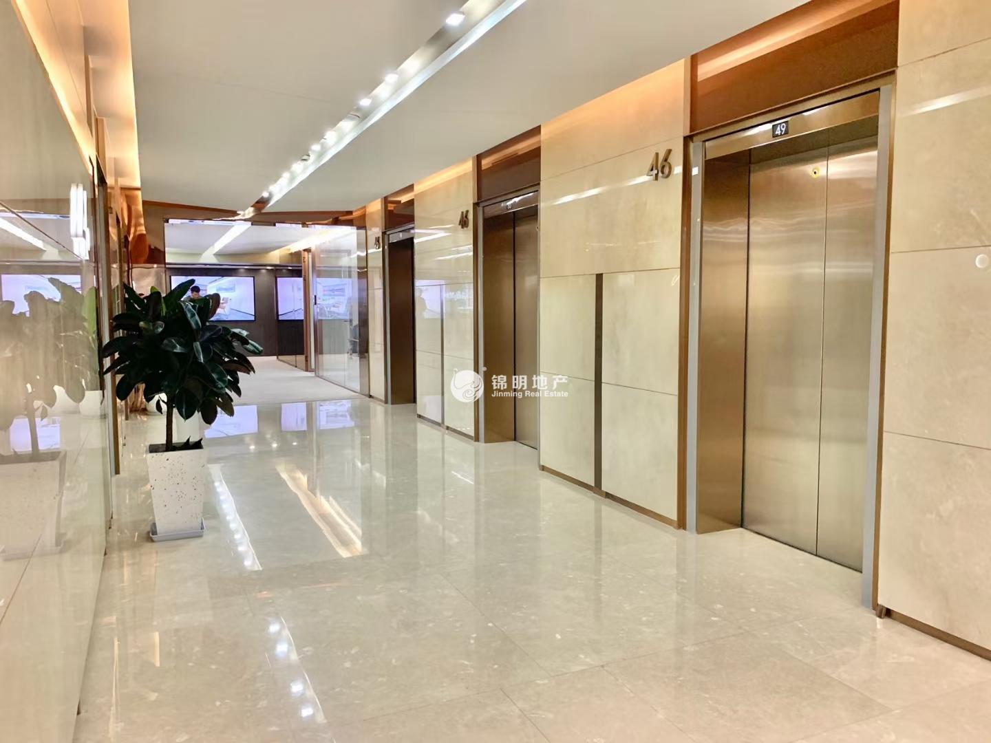 南京西路仲益大厦121平米写字楼出租