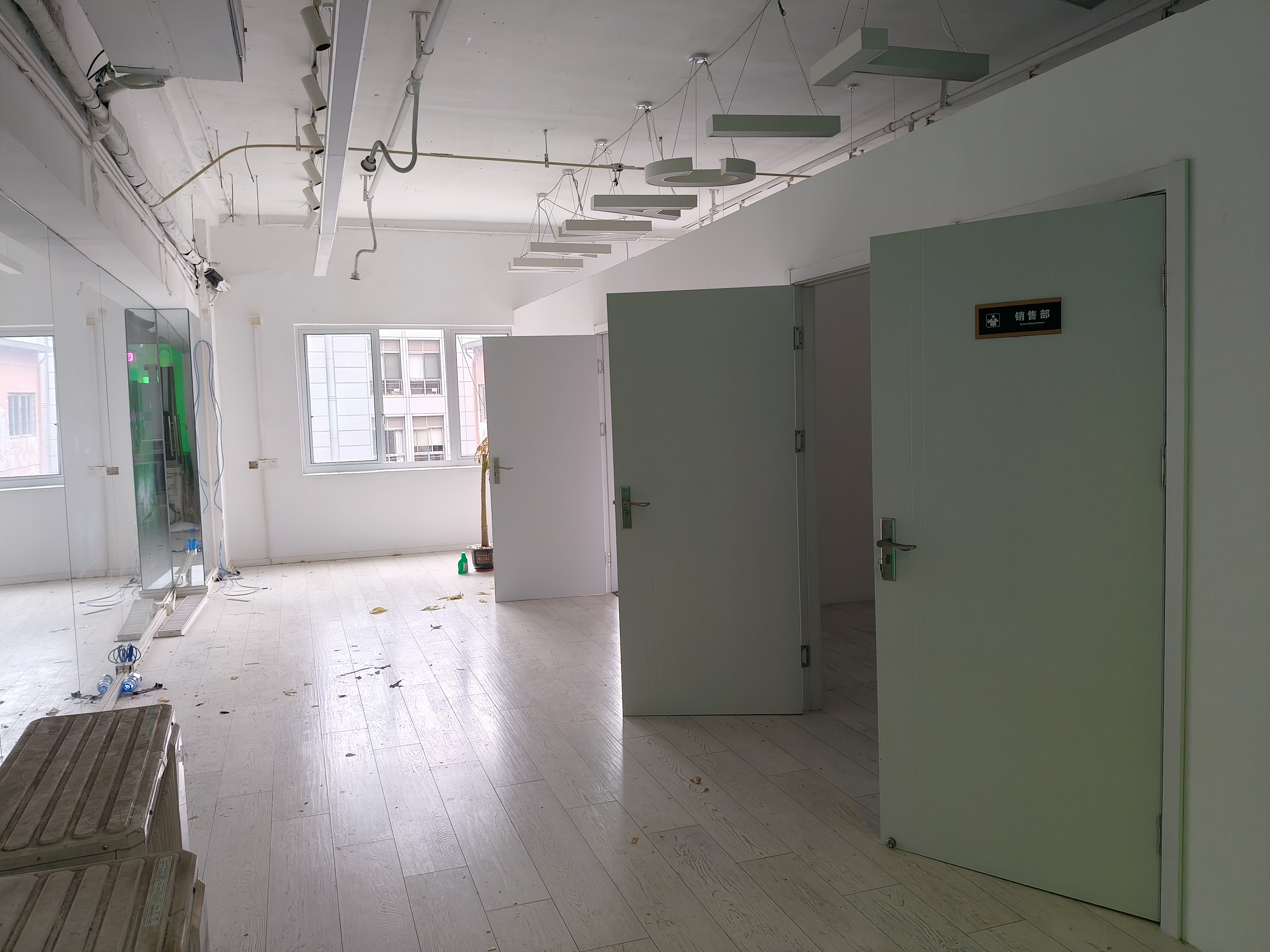 徐家汇中福商务楼118平米写字楼出租