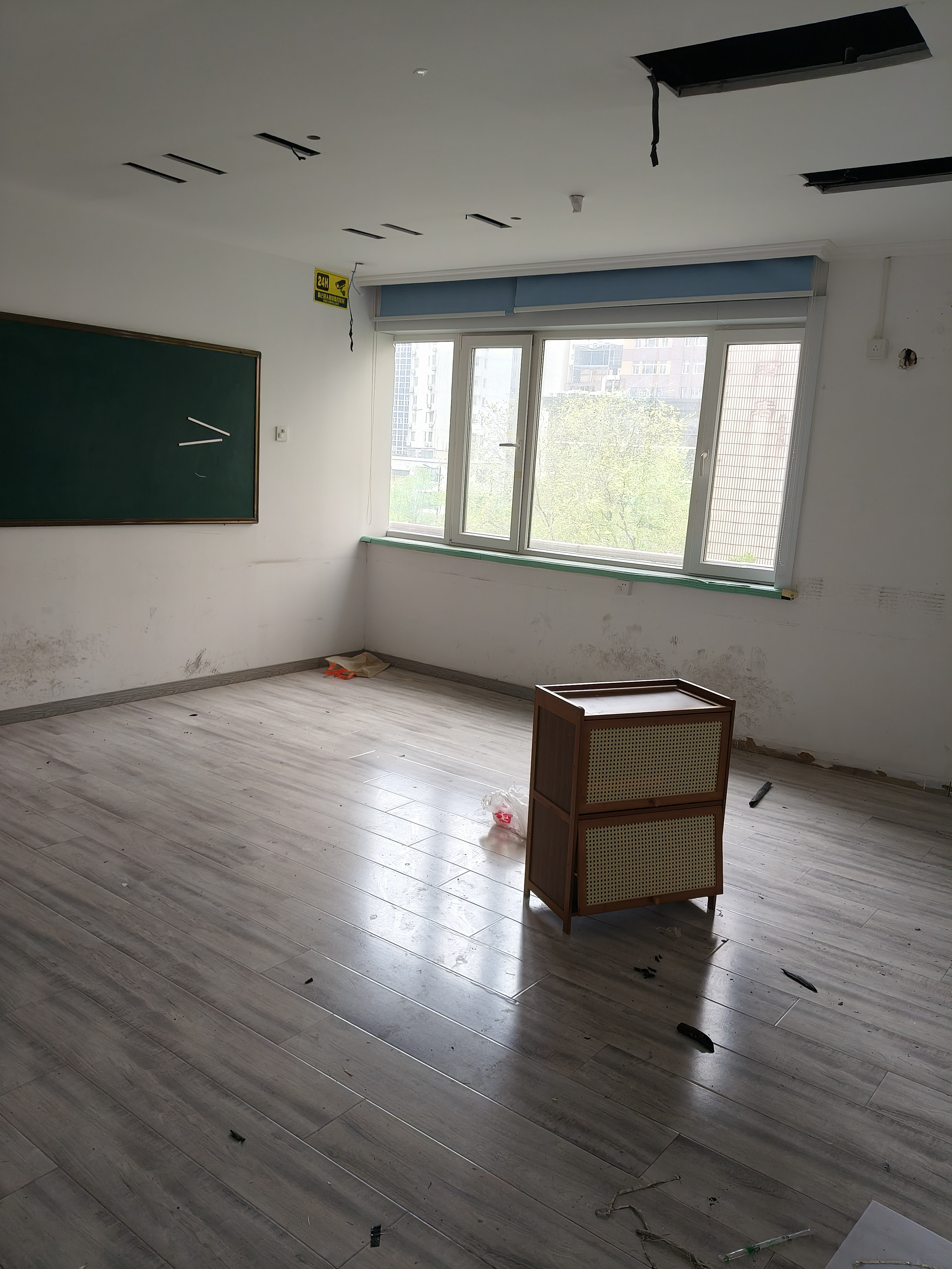 徐家汇中福商务楼236平米写字楼出租