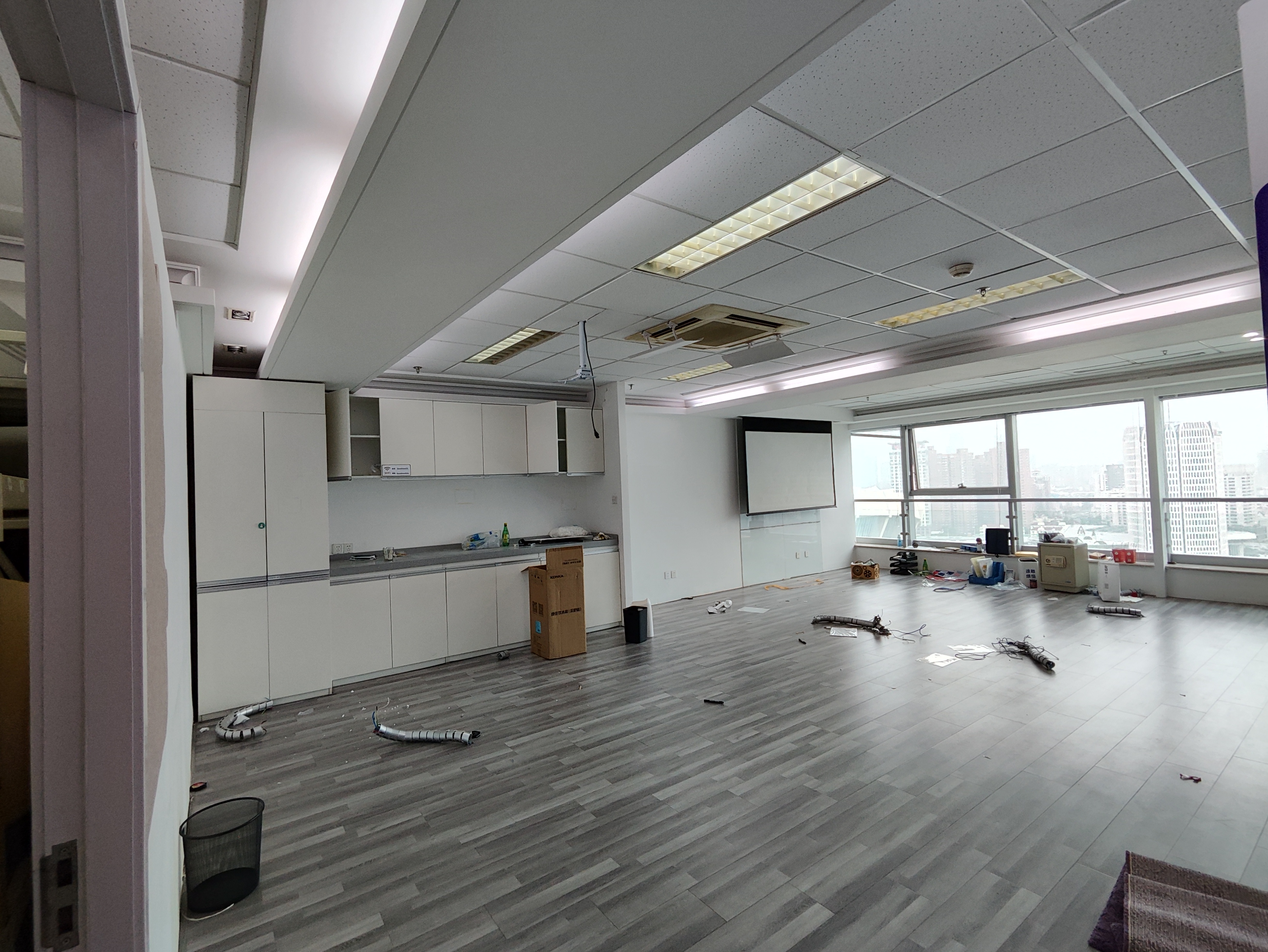 万体馆飞洲国际广场118平米写字楼出租