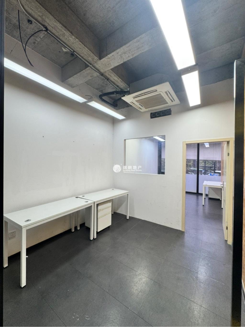 曲阳明珠创意园37平米写字楼出租