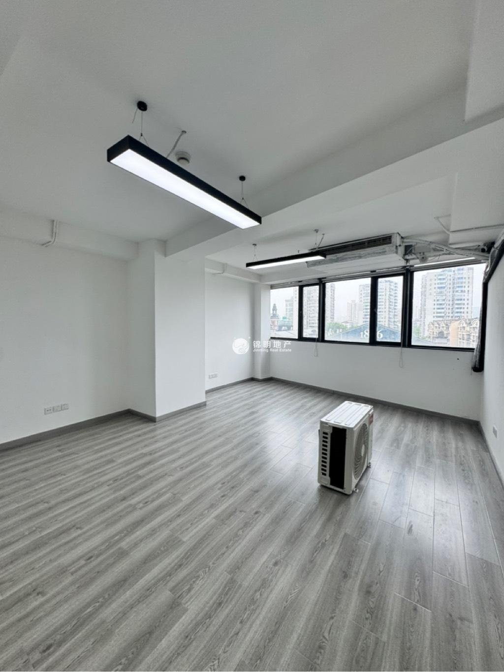 曲阳明珠创意园31平米写字楼出租