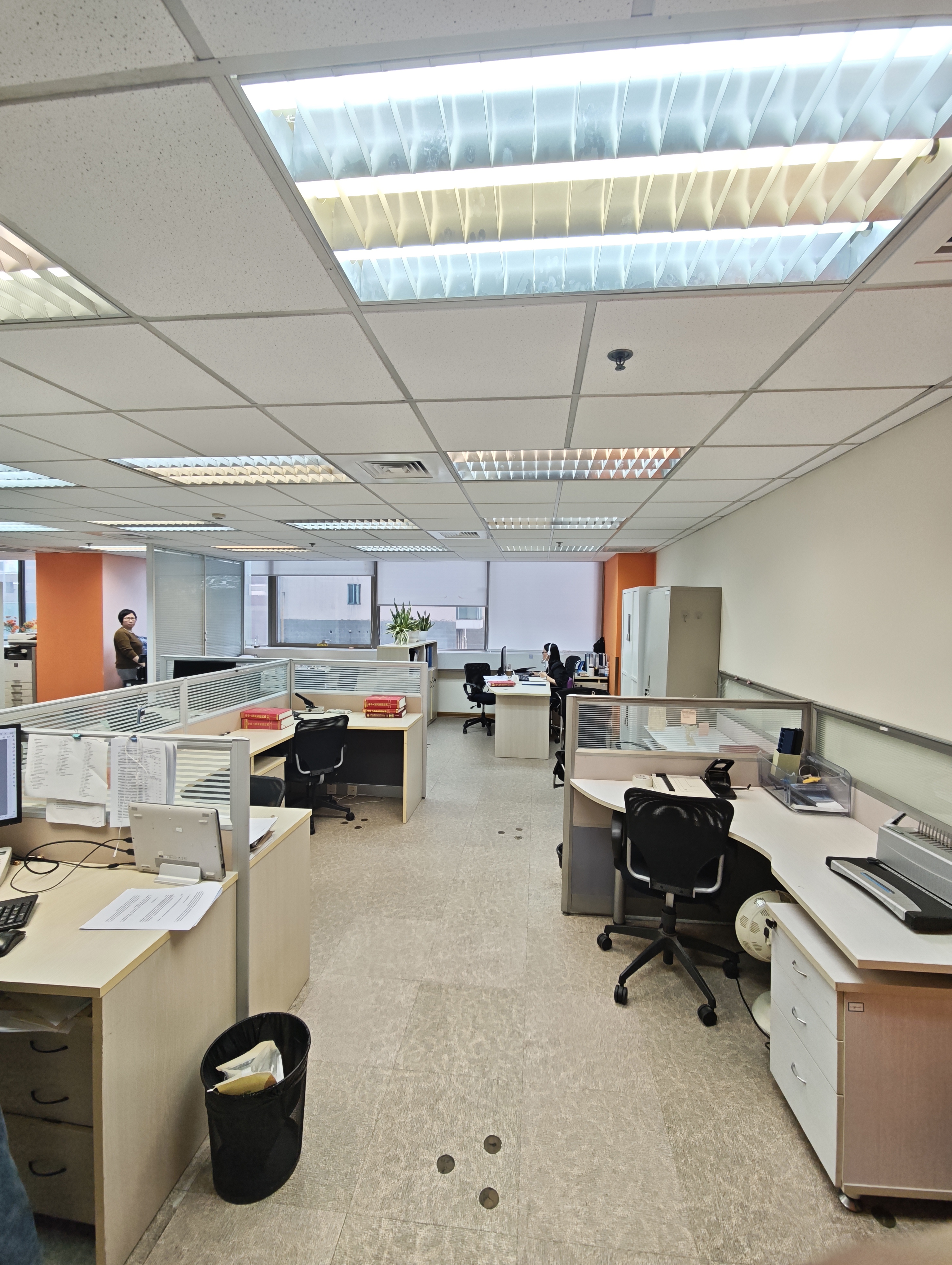 徐家汇兆丰环球大厦97平米写字楼出售