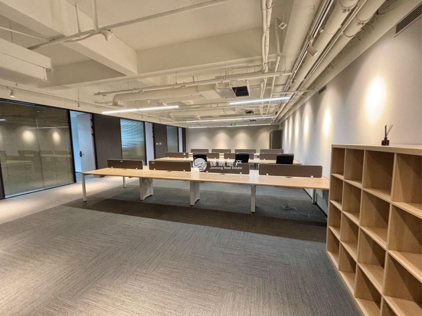 周家嘴路宝地广场437平米写字楼出租