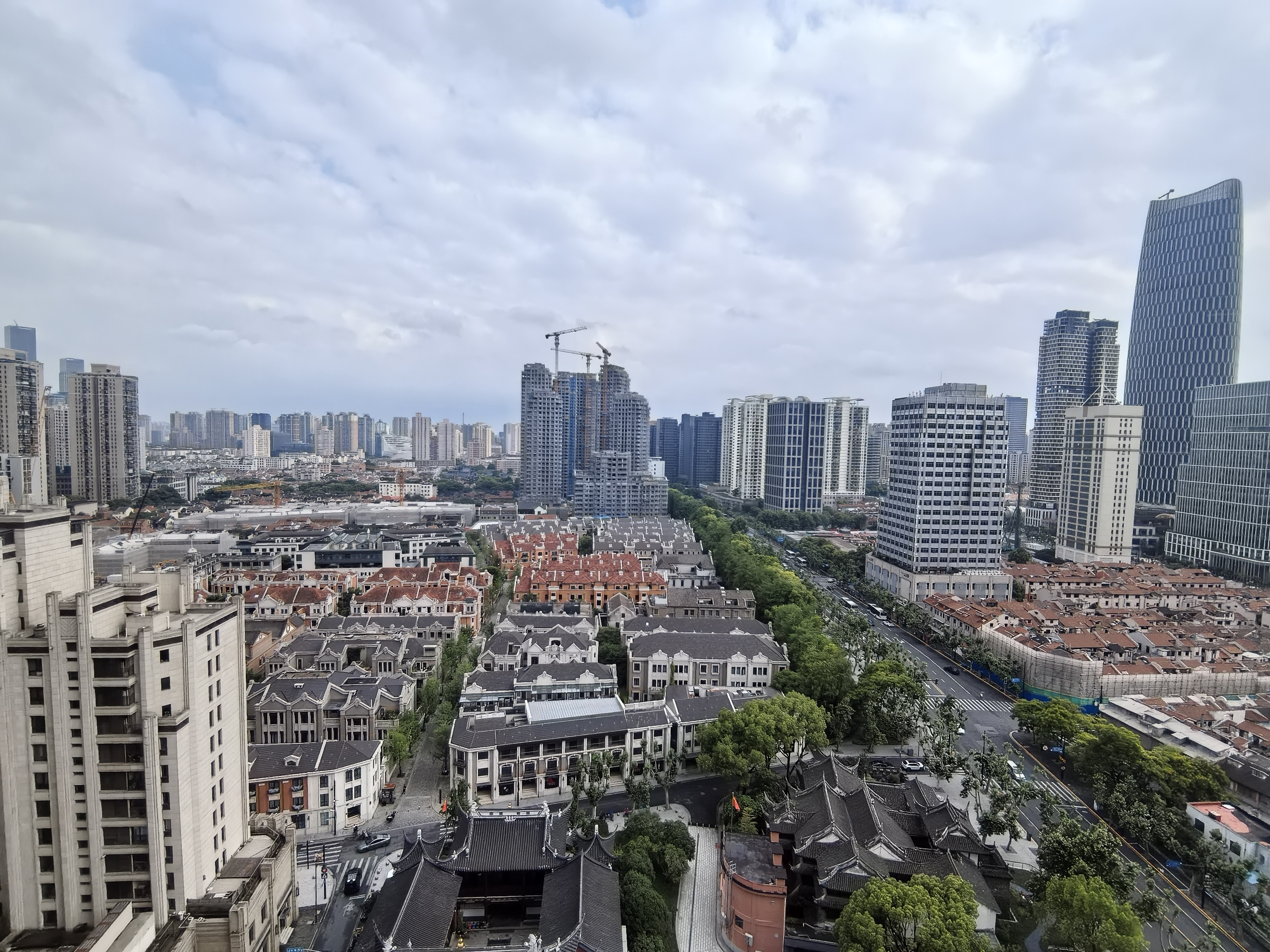 淮海中路淮海中华大厦119平米写字楼出租