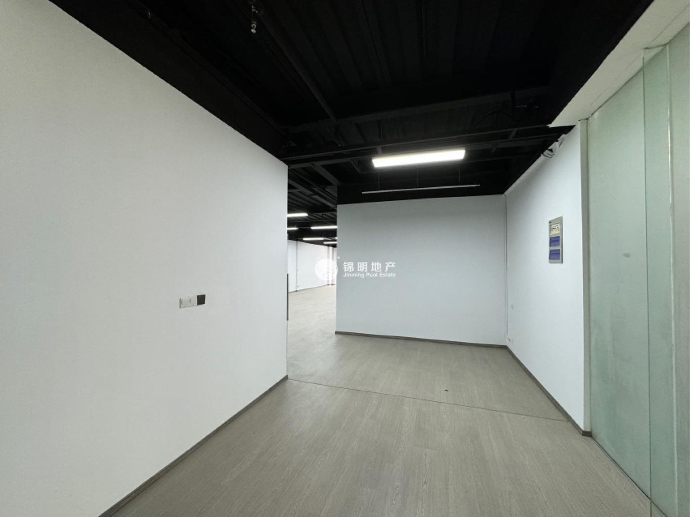 江桥歆翱国际商务园317平米写字楼出租