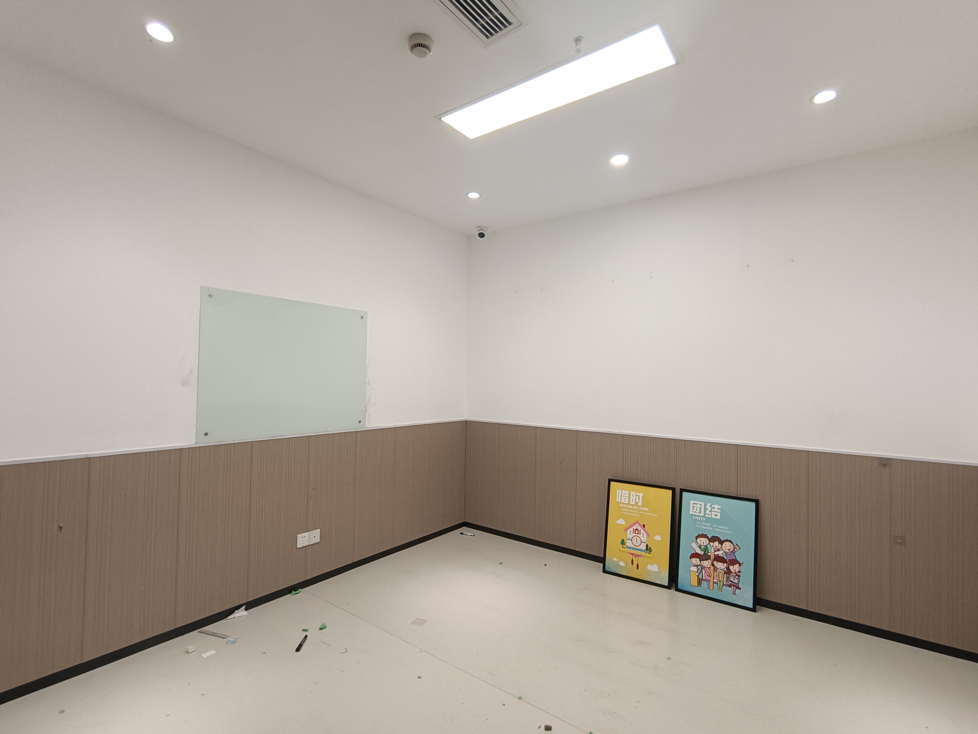 新江湾城绿地双创中心166平米写字楼出租