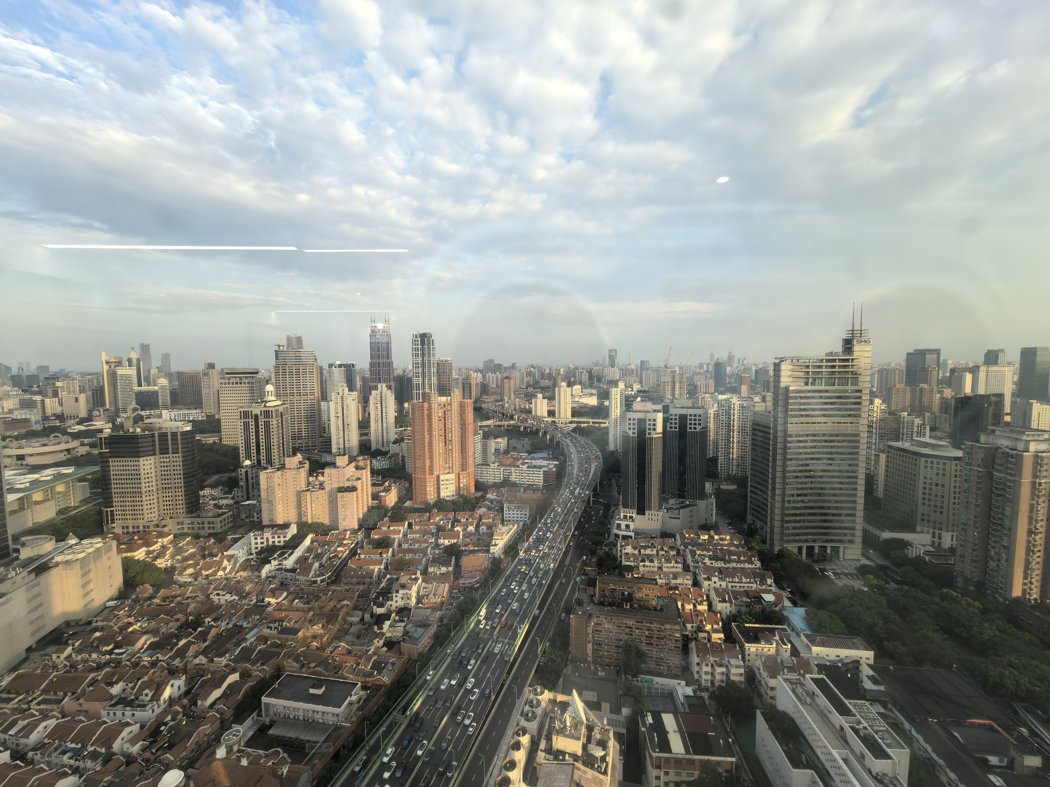 南京西路仲益大厦149平米写字楼出租