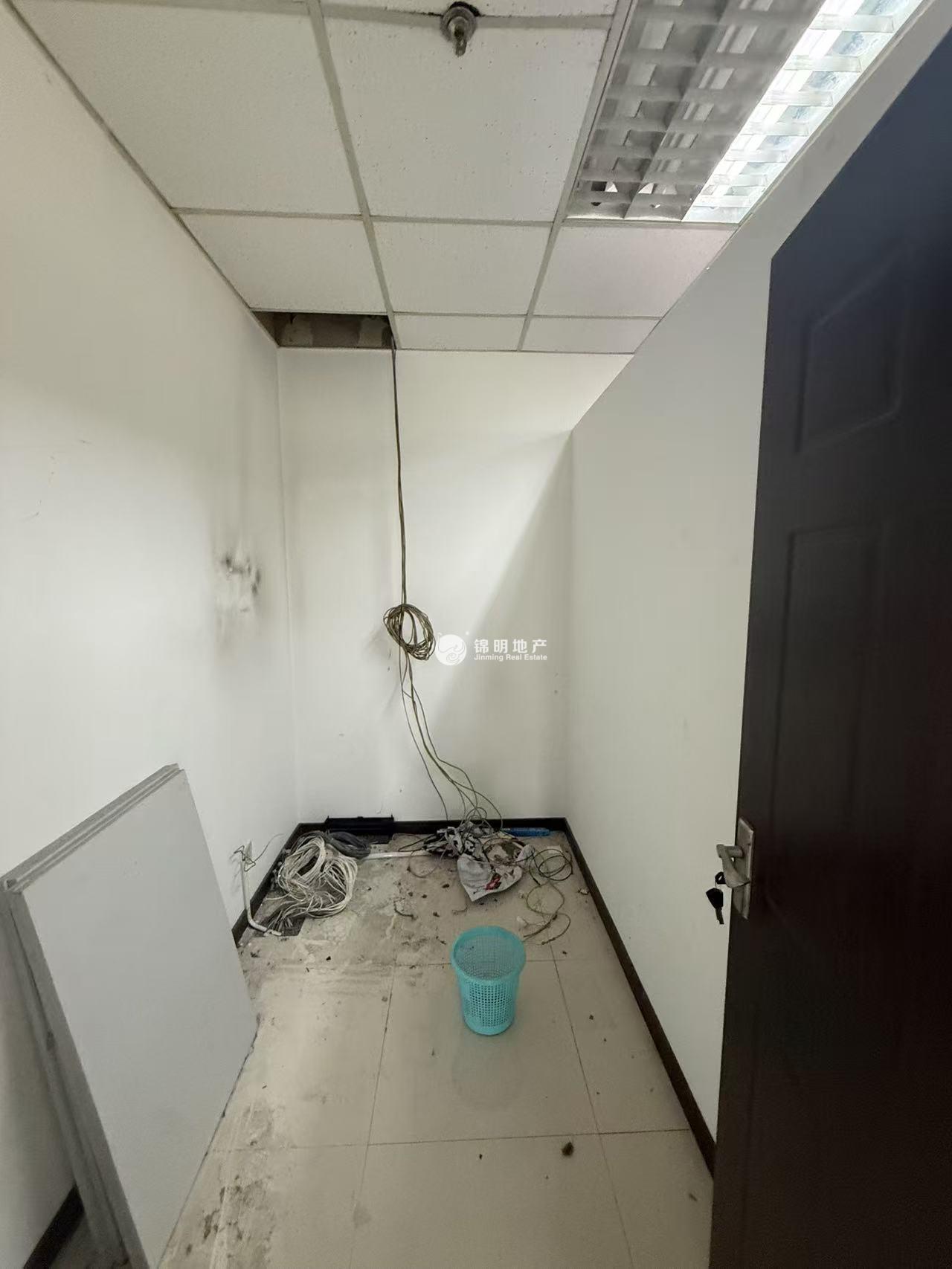 淮海中路恒积大厦173平米写字楼出租