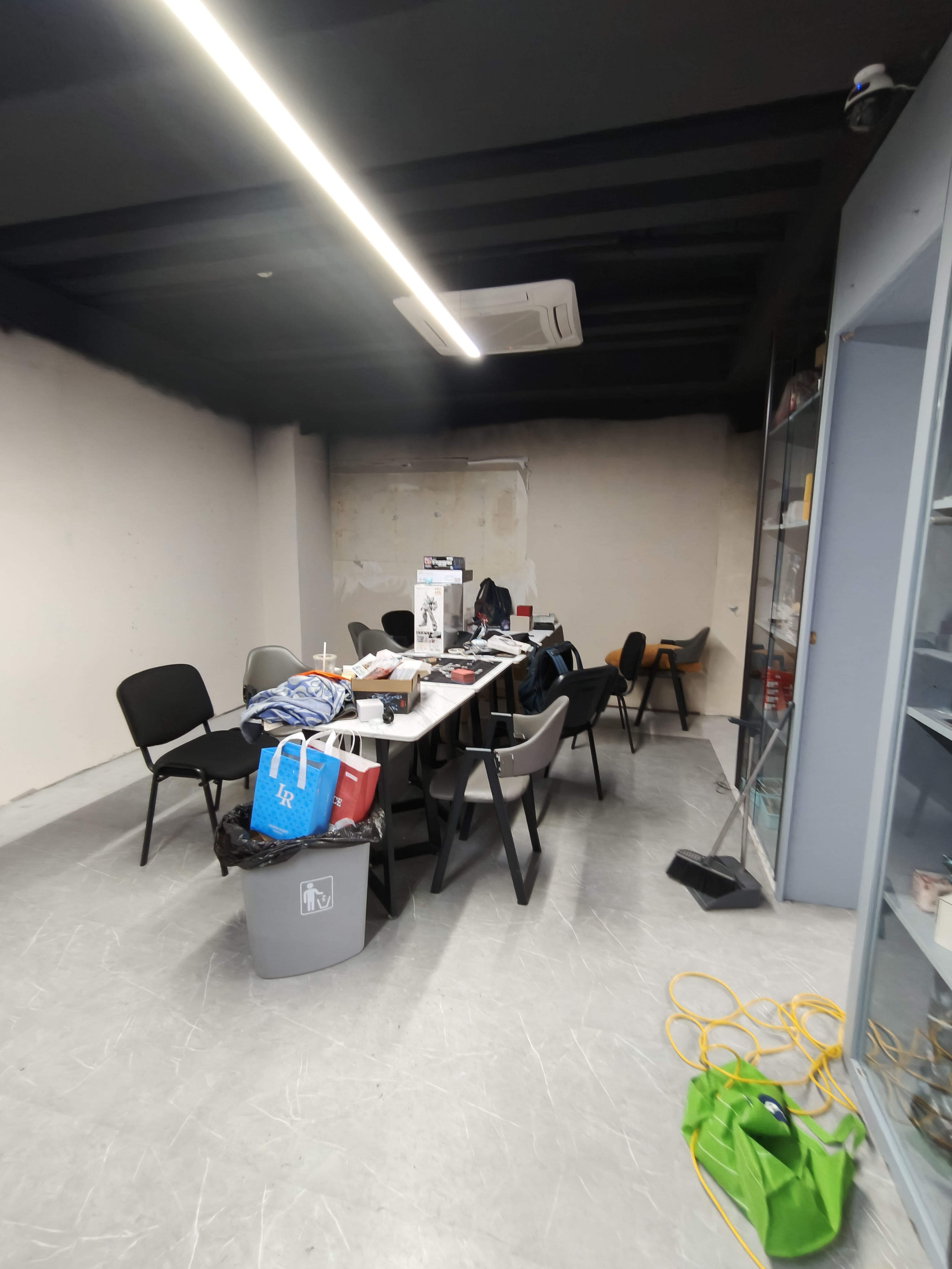 天山同达创业大厦142平米写字楼出租
