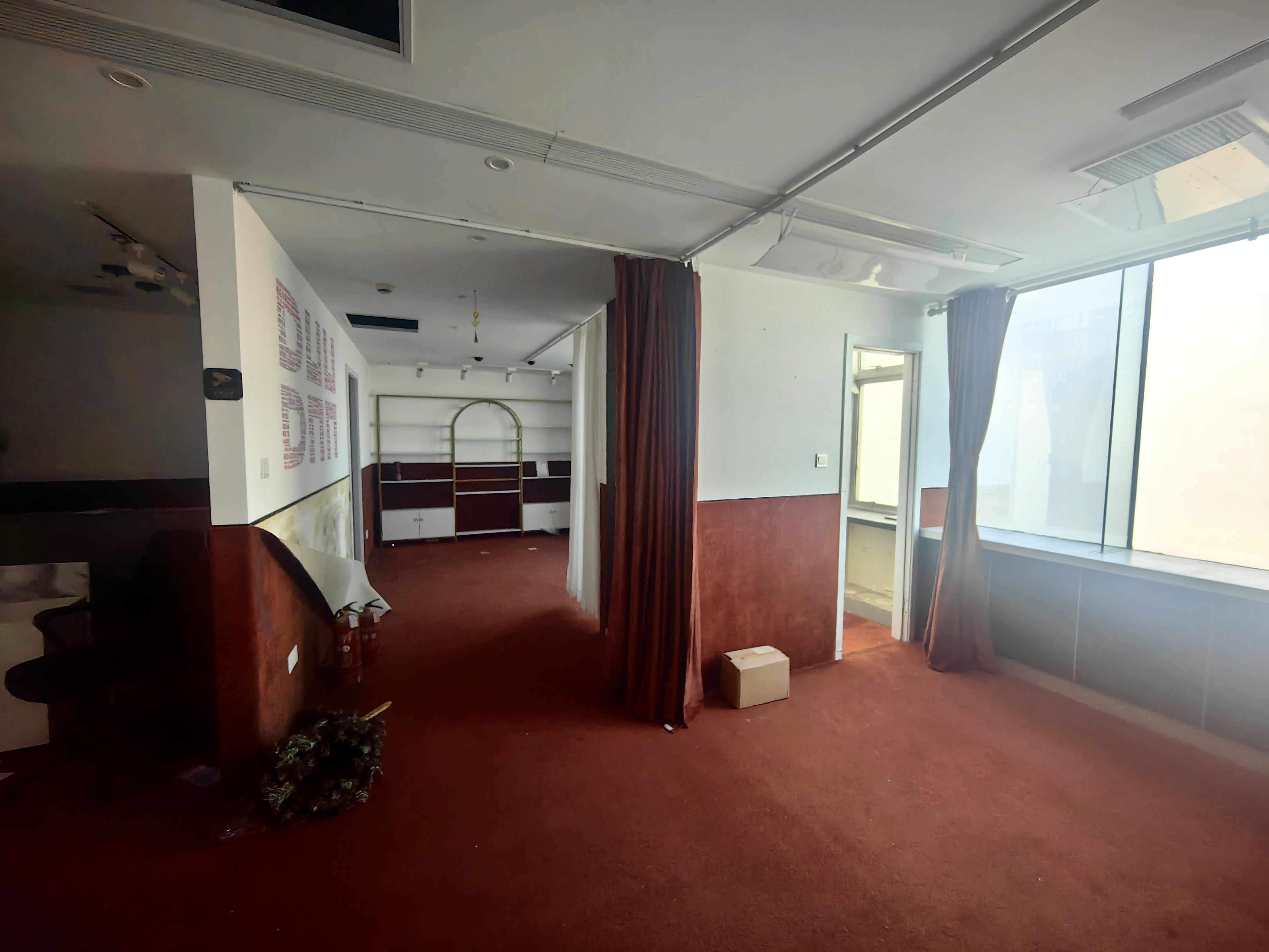 徐家汇飞雕国际大厦78平米写字楼出租