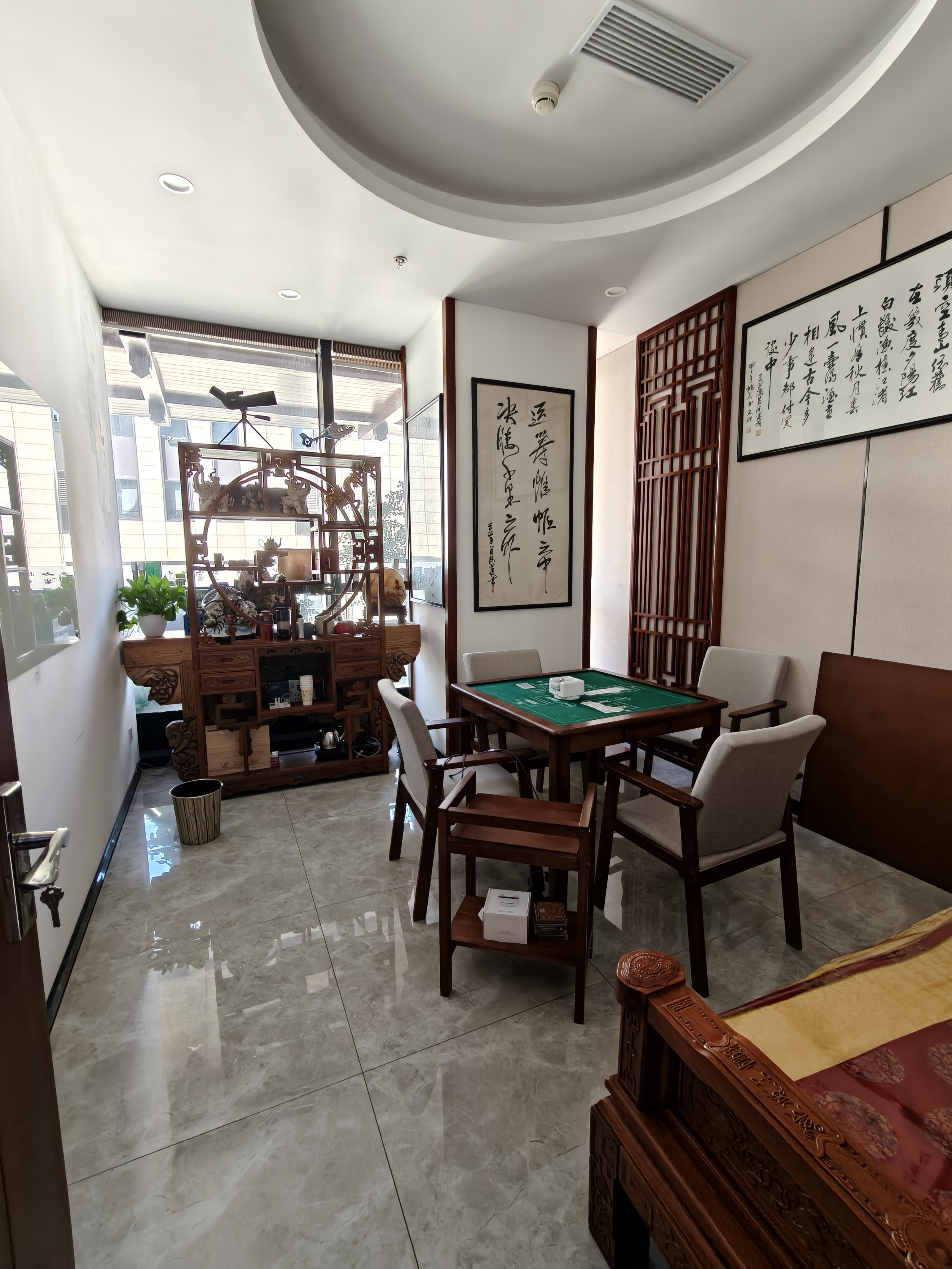 江桥华泰中心409平米写字楼出售