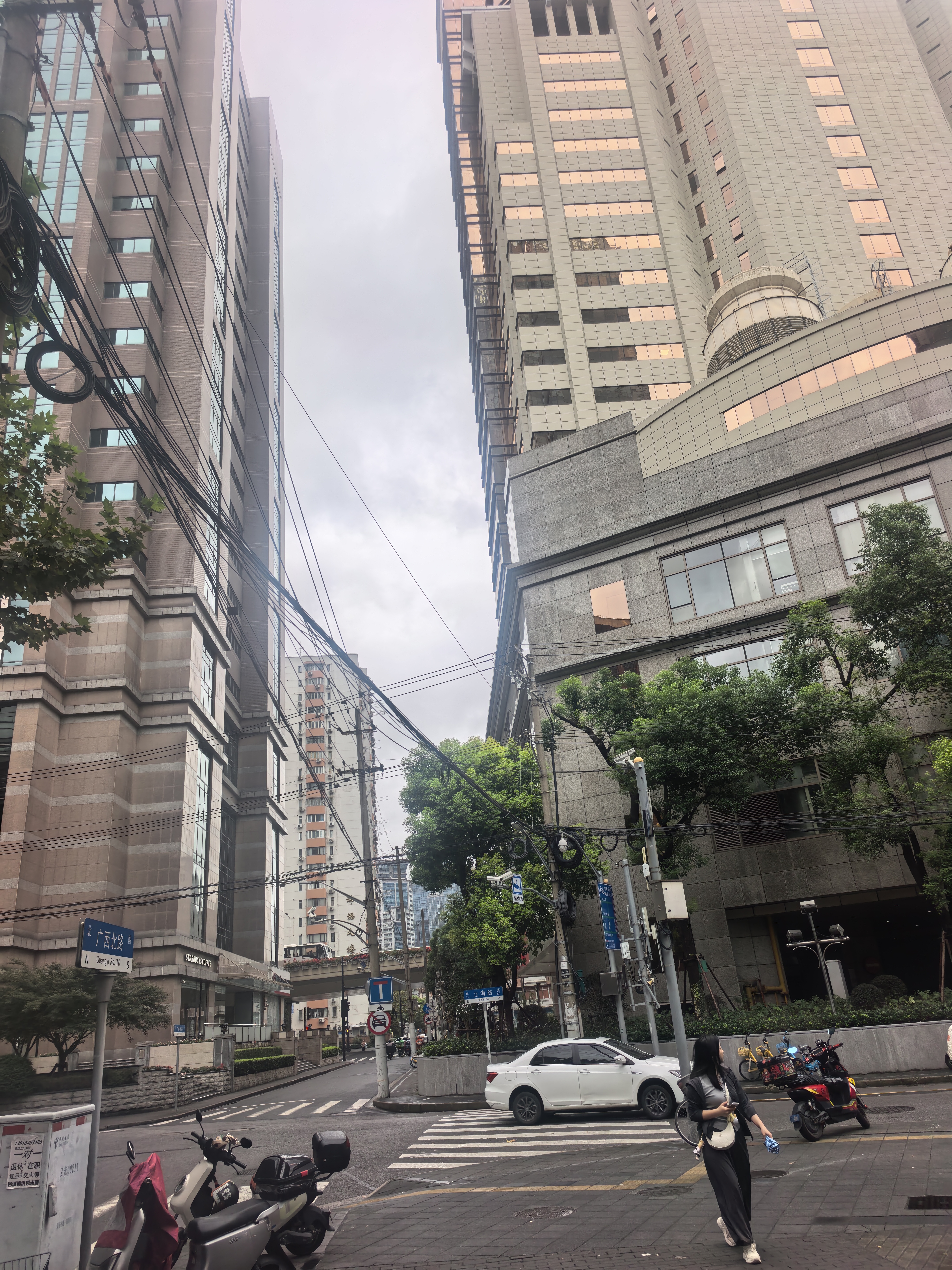 南京东路海通证券大厦168平米写字楼出售