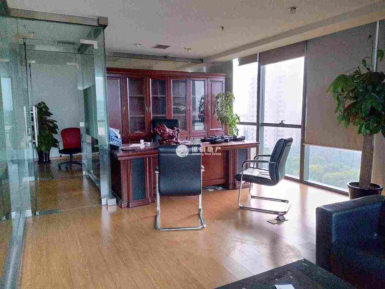 莘庄绿地蓝海115平米写字楼出租