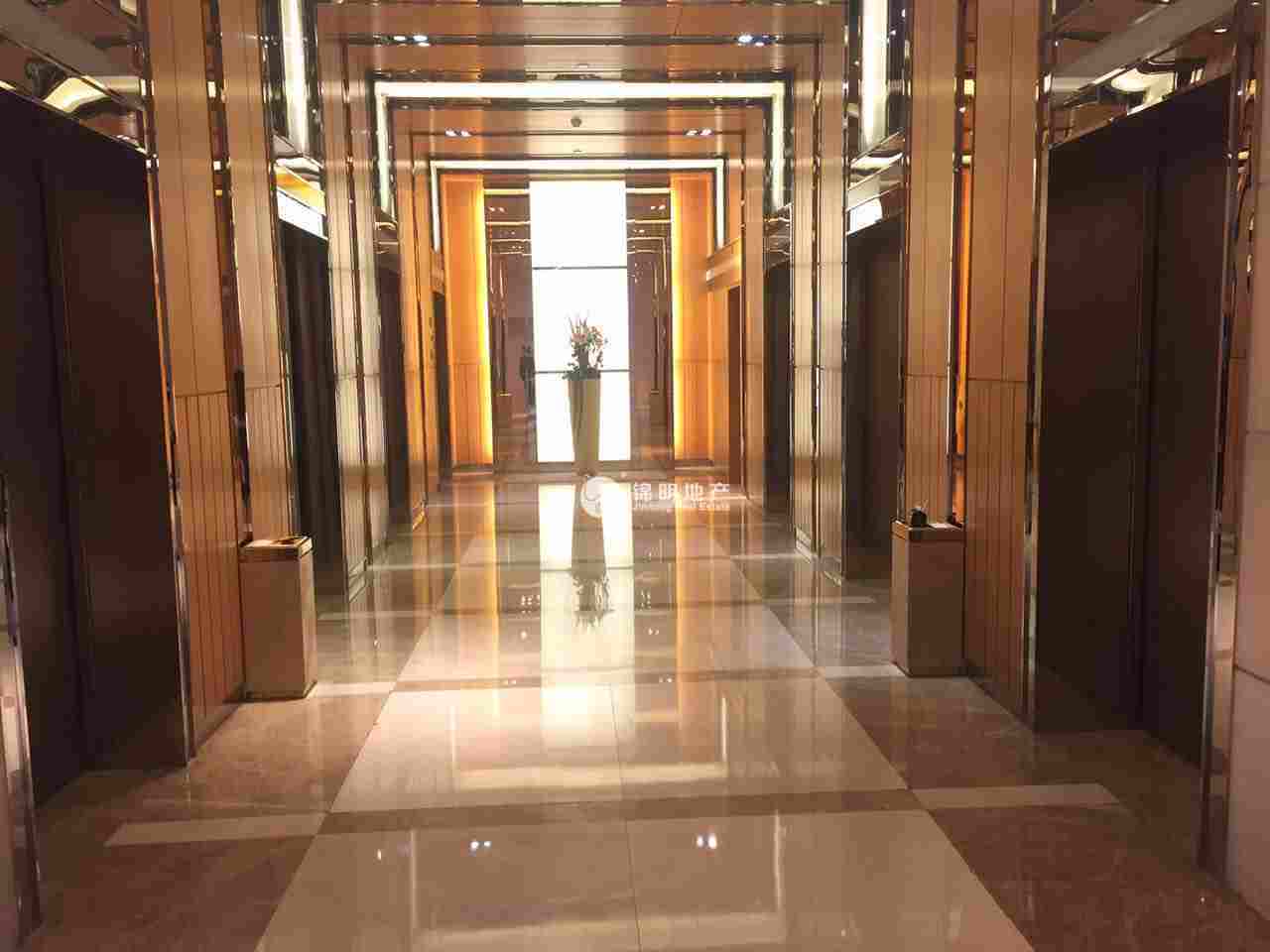 不夜城企业广场68平米写字楼出售