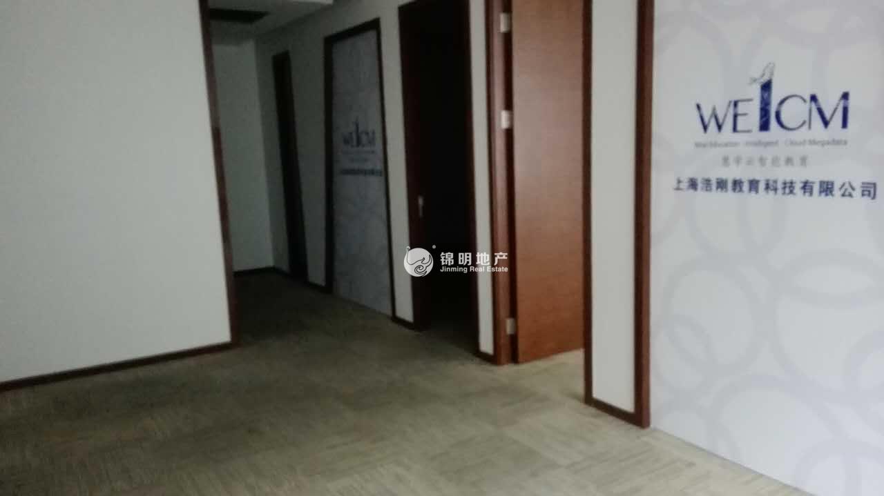 光新林林富杉创业园1000平米写字楼出租