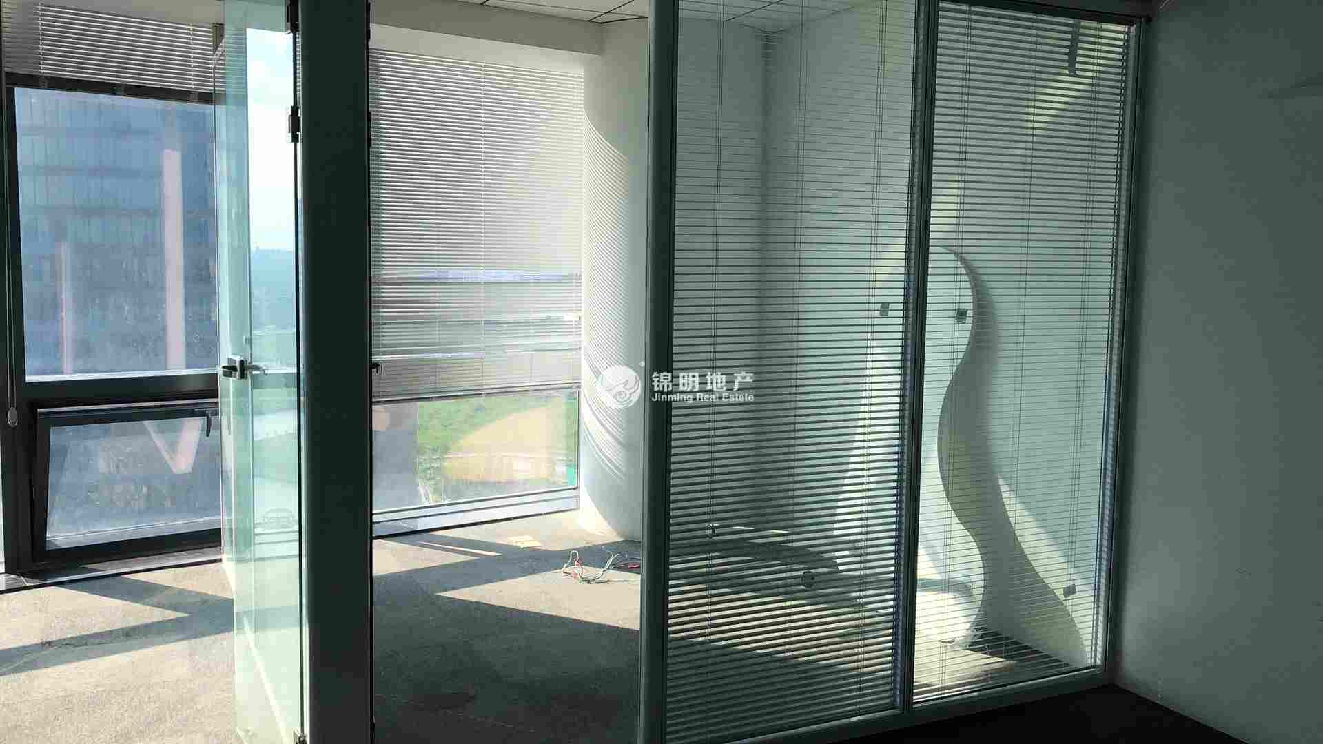 莘庄世宏金源中心89平米写字楼出租