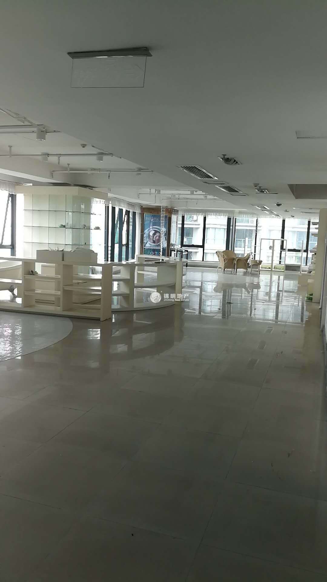 陆家嘴裕景国际大厦306平米写字楼出租