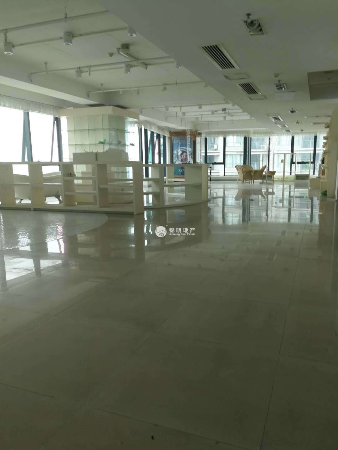 陆家嘴裕景国际大厦306平米写字楼出租