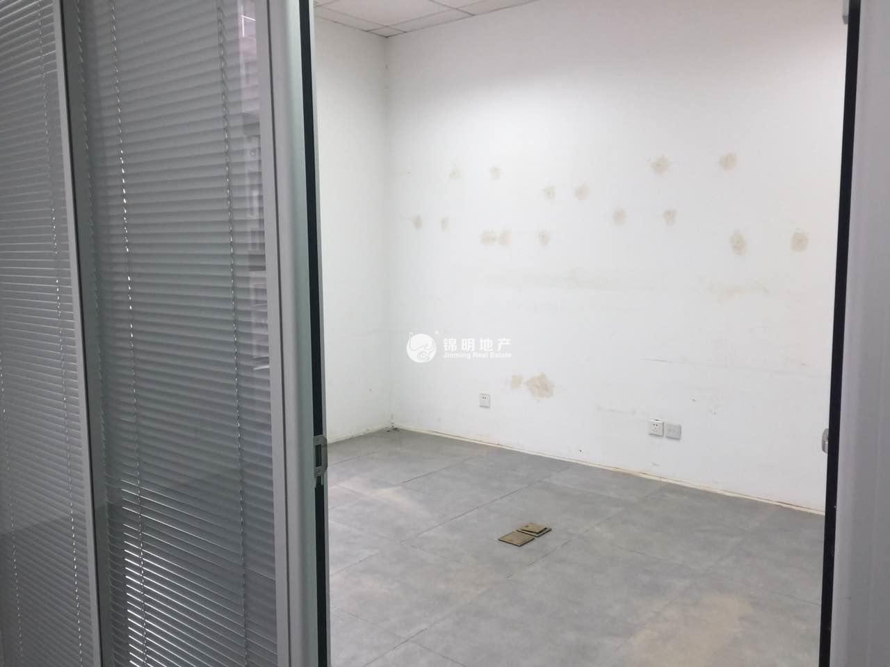 源深金博尚品102平米写字楼出租