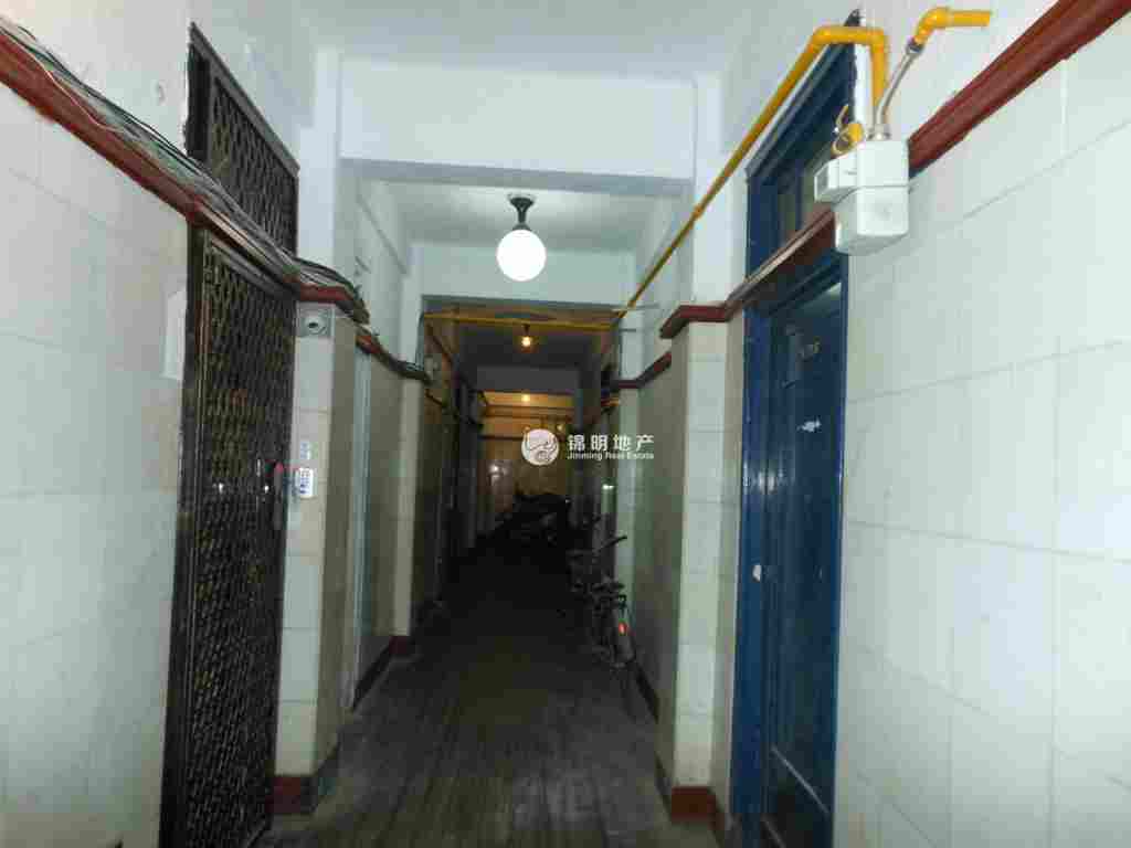 南京东路中一大楼905平米写字楼出租